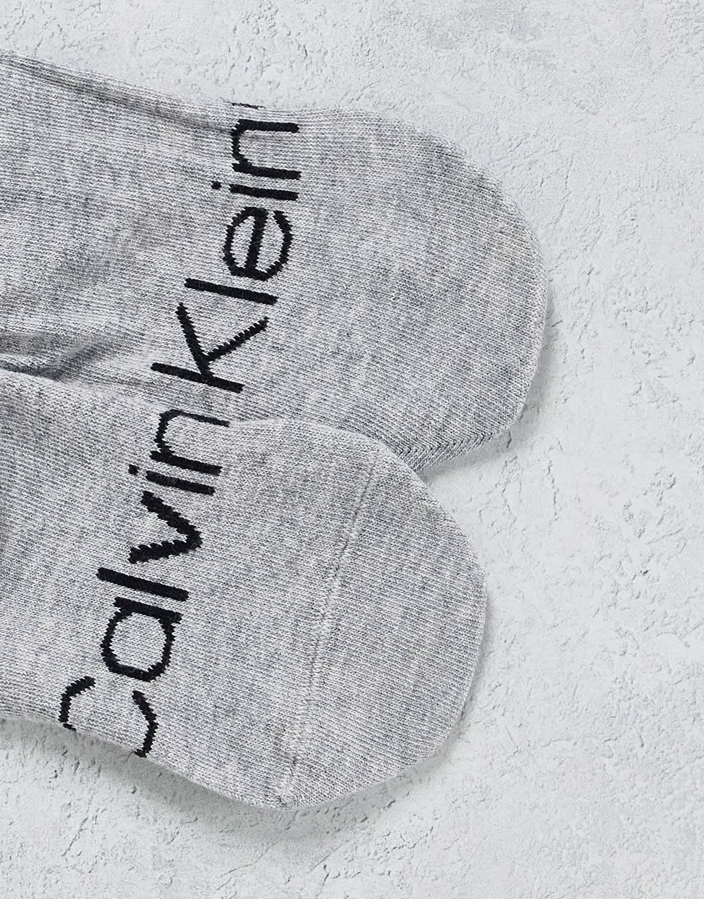 Calvin Klein 2 pack invisible socks in white/grey with logo - ASOS Sample Sale