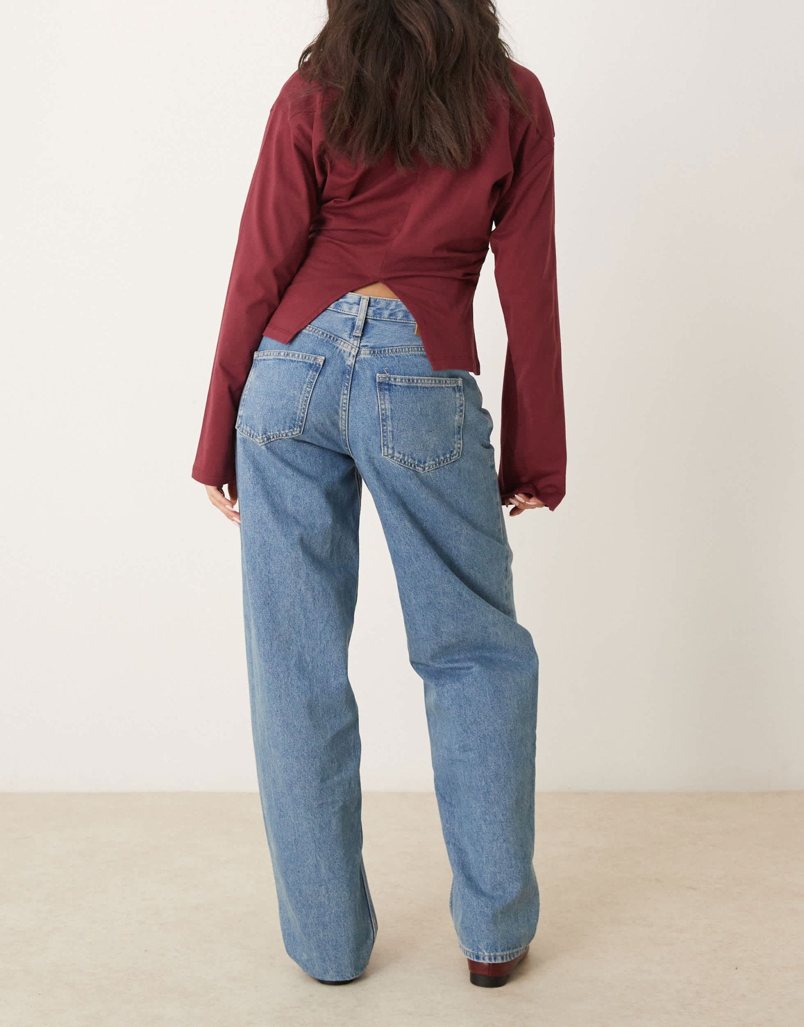Calvin Klein Jeans 90's loose jeans in mid wash - ASOS Sample Sale