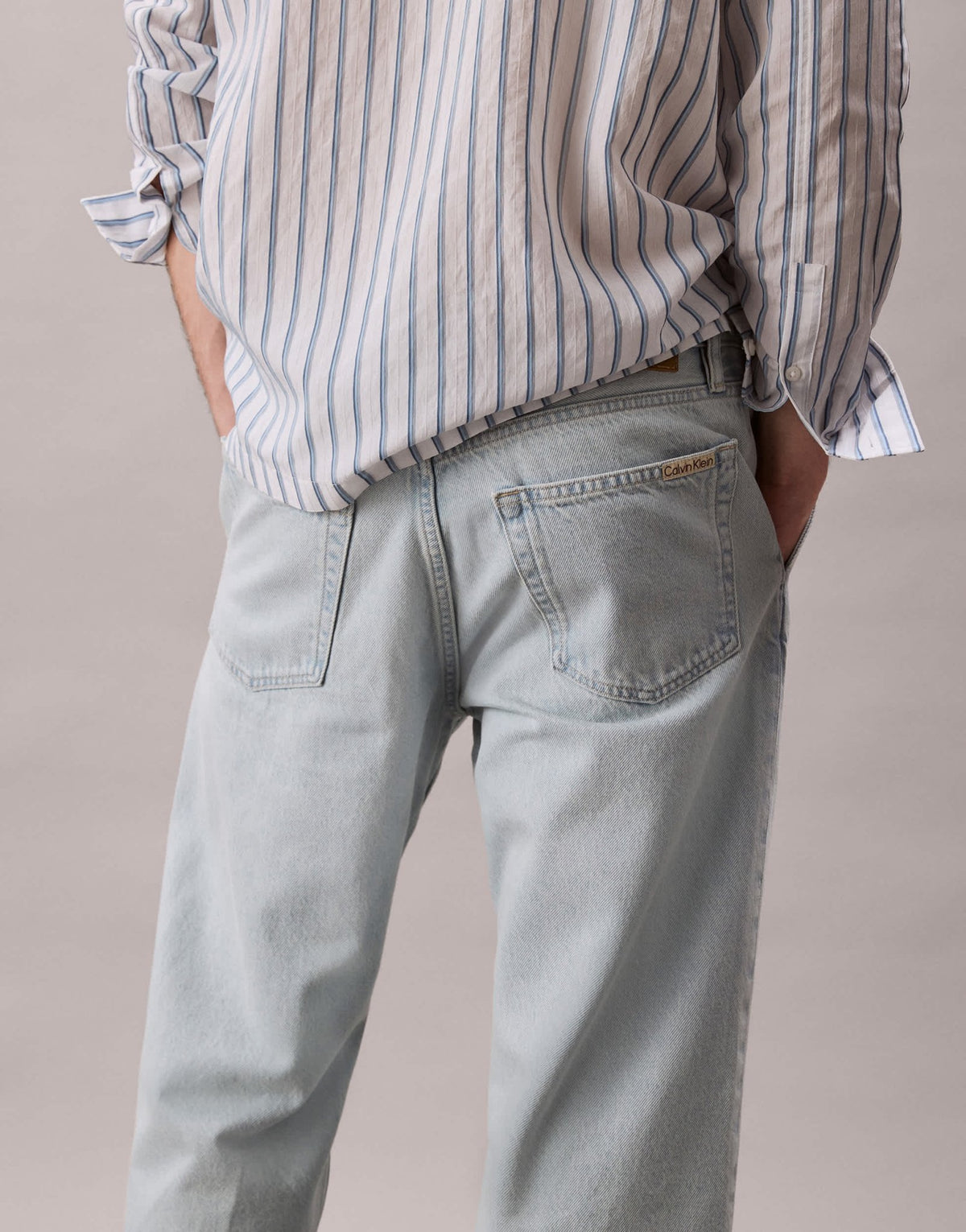 Calvin Klein Jeans 90's tapered jeans in sunbleached wash - ASOS Sample Sale