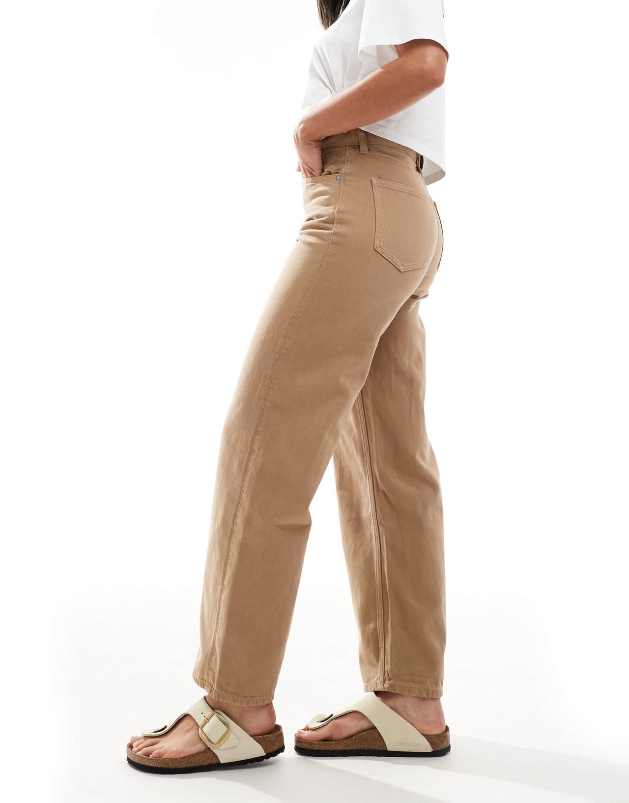 Calvin Klein Jeans barrel jeans in beige wash - ASOS Sample Sale