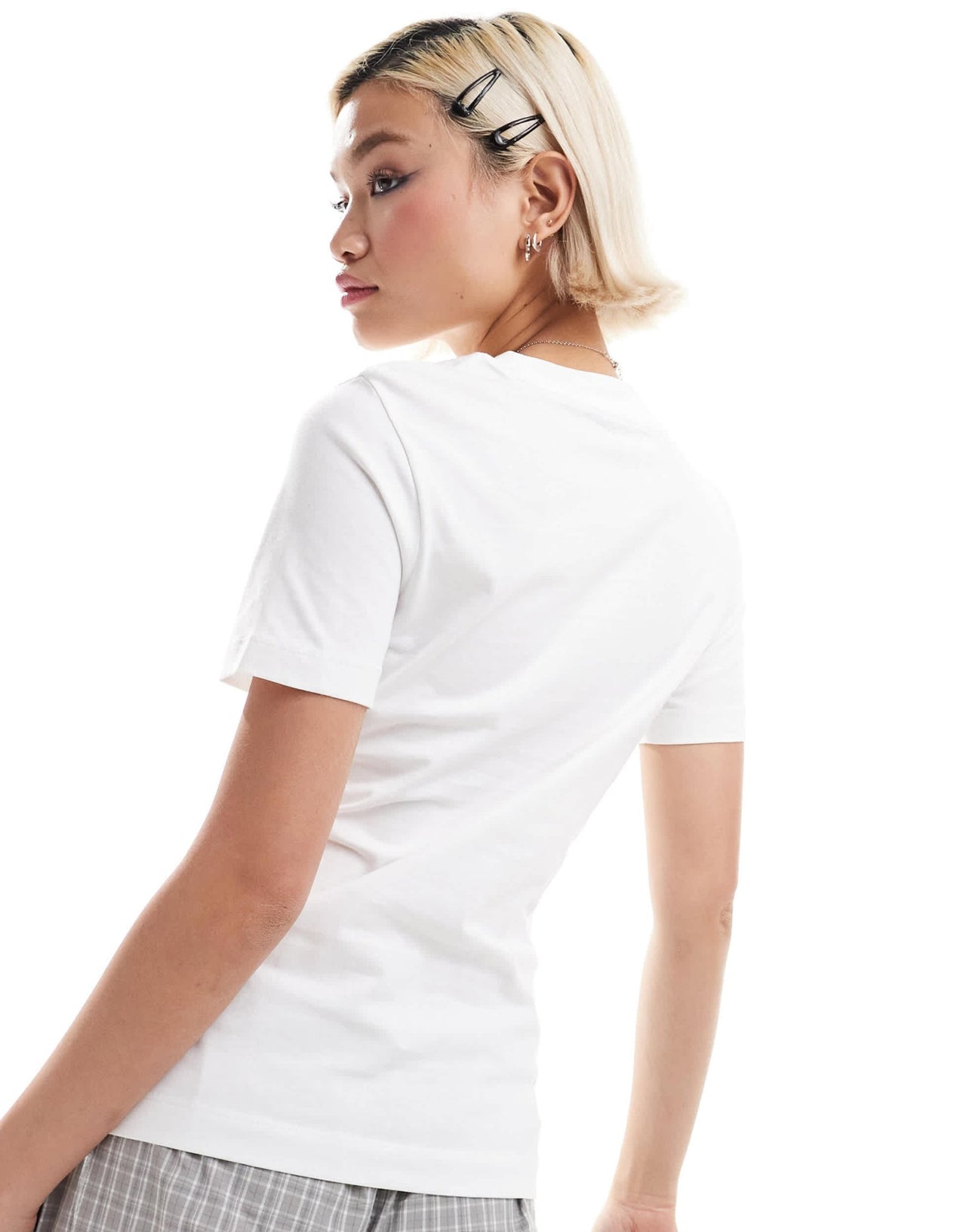 Calvin Klein Jeans monologo slim fit t-shirt in white - ASOS Sample Sale