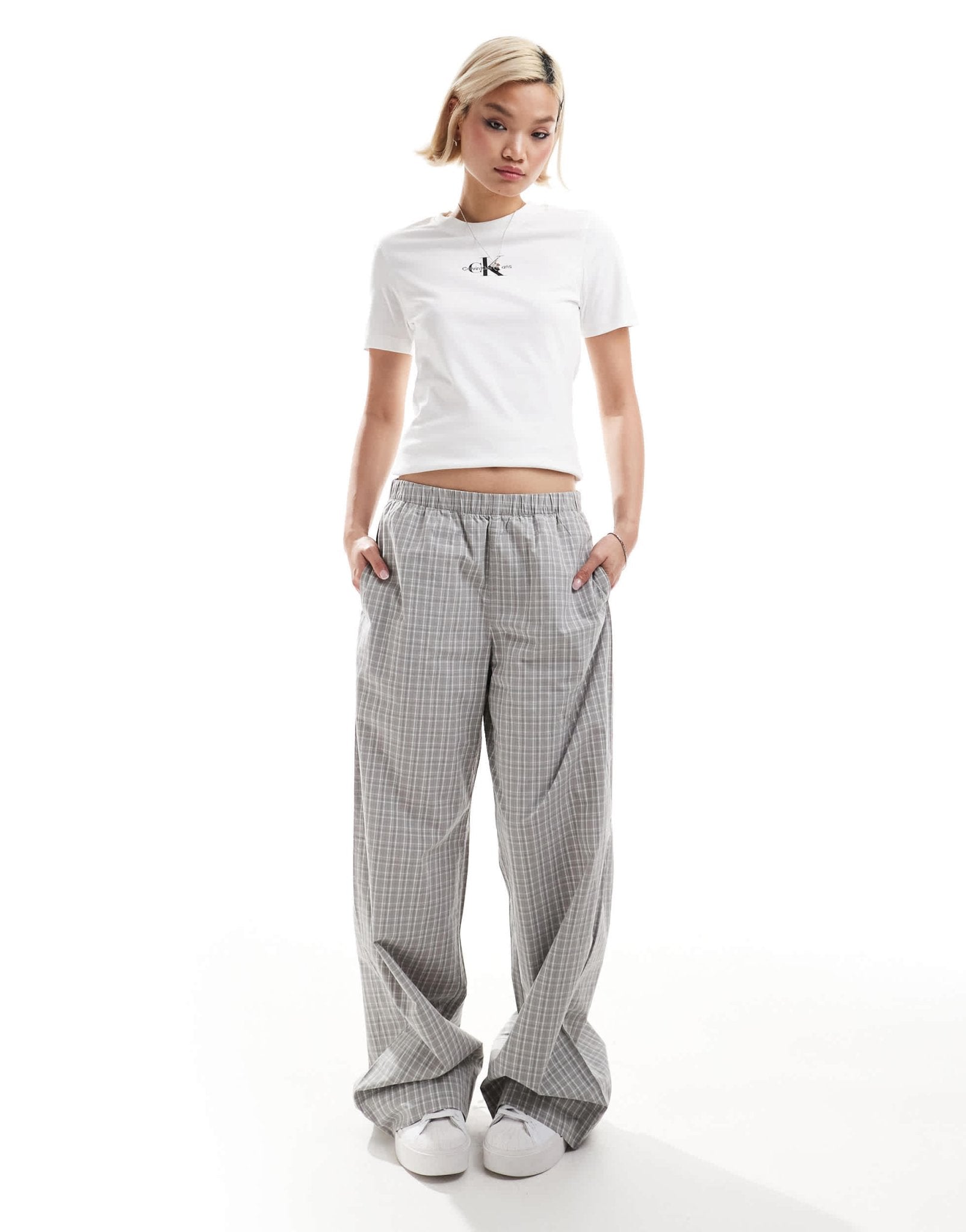 Calvin Klein Jeans monologo slim fit t-shirt in white - ASOS Sample Sale
