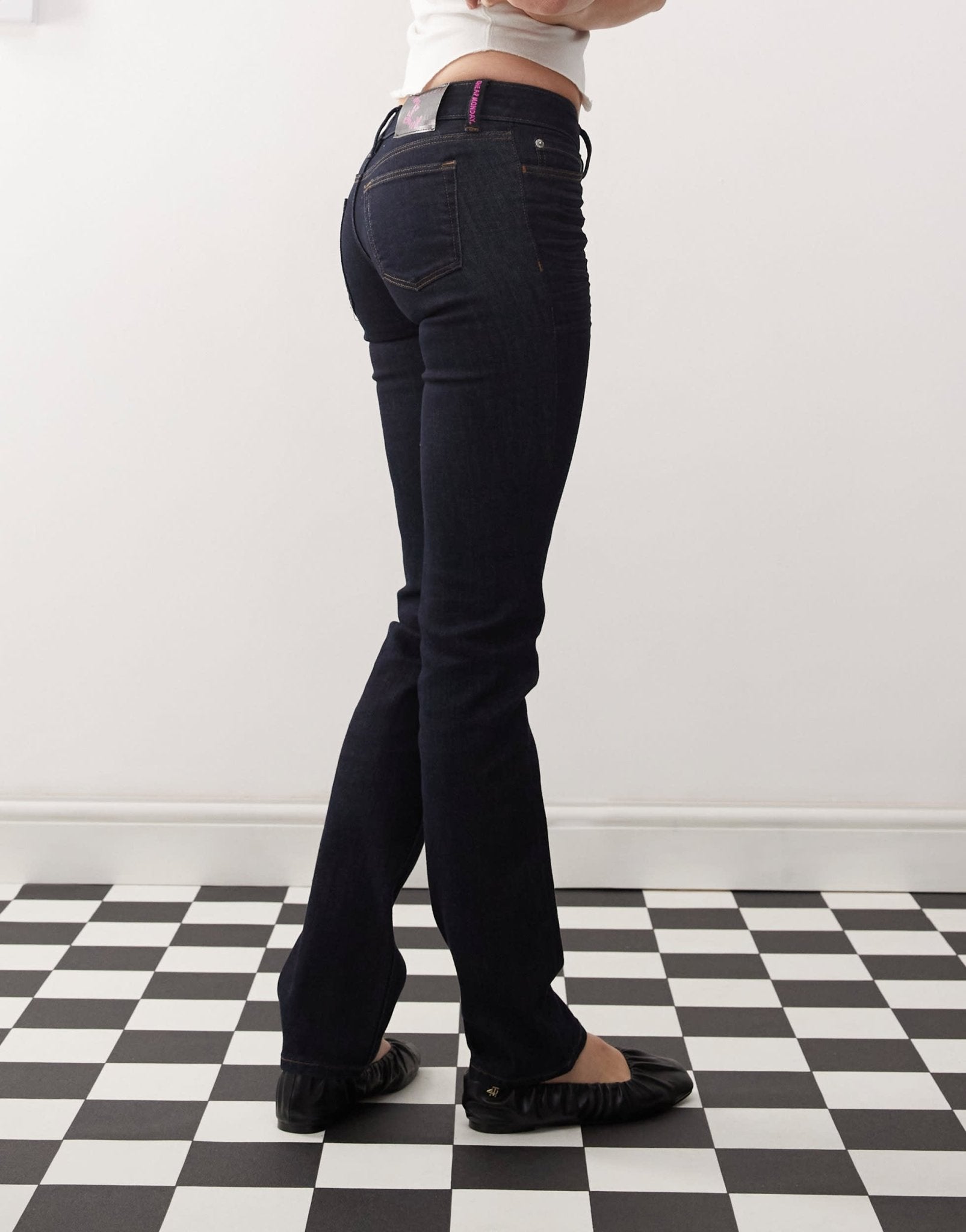Cheap Monday Sleezie Straight leg low rise super stretch jeans in blue rinse wash - ASOS Sample Sale