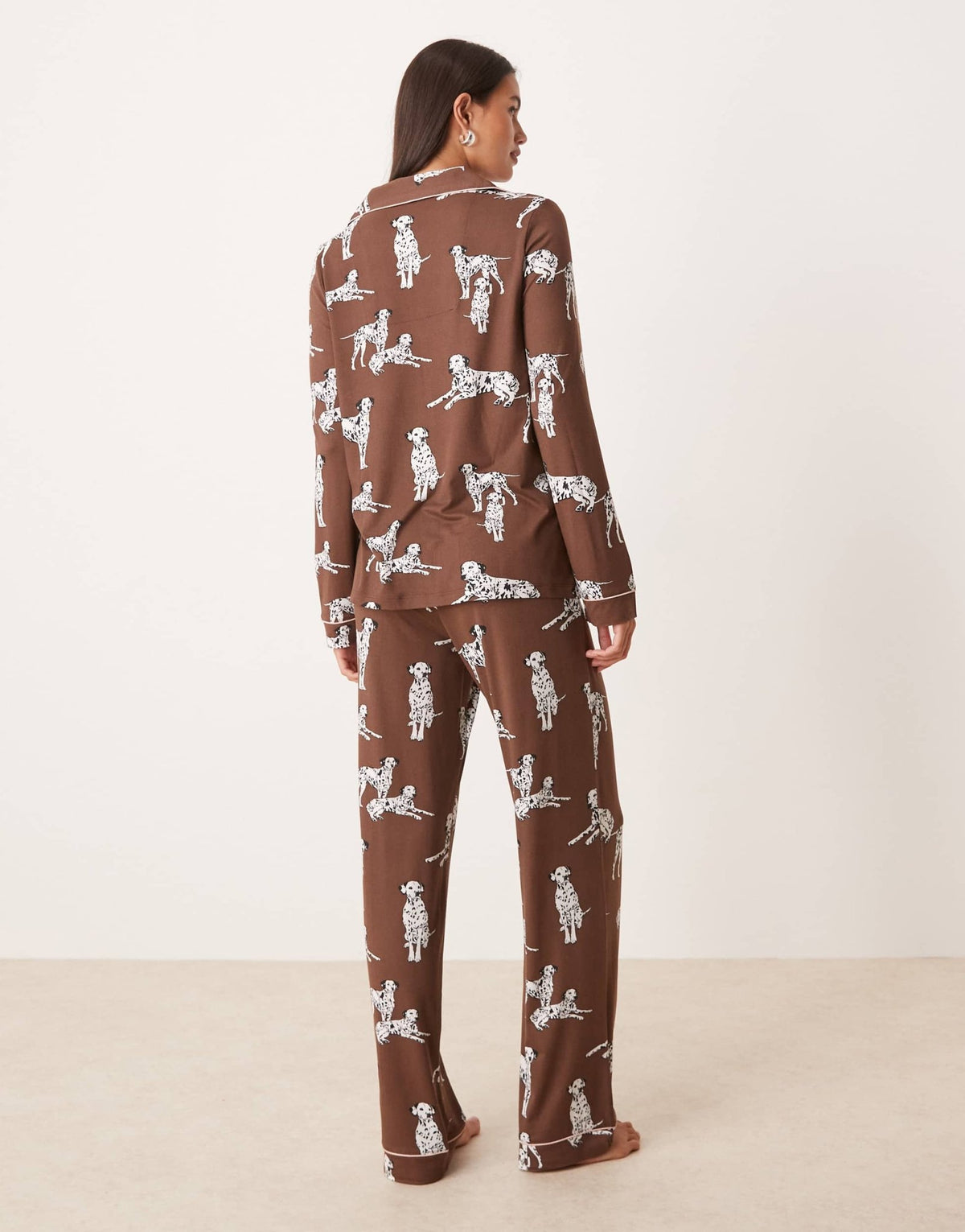Chelsea Peers Exclusive Dalmation long sleeve revere & trouser pyjama set in chocolate brown - ASOS Sample Sale