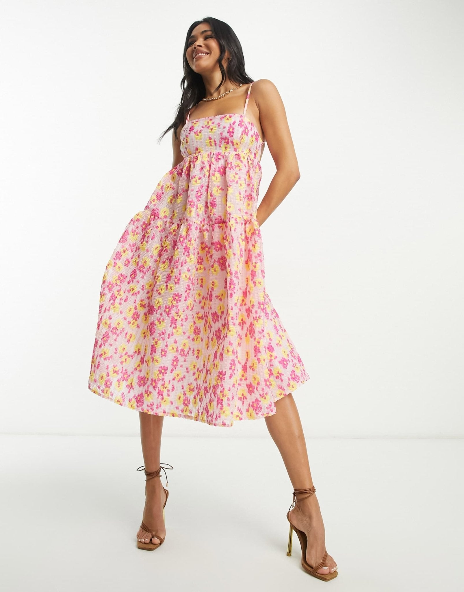 Collective the Label tiered smock dress in textured bright floral - ASOS Sample Sale