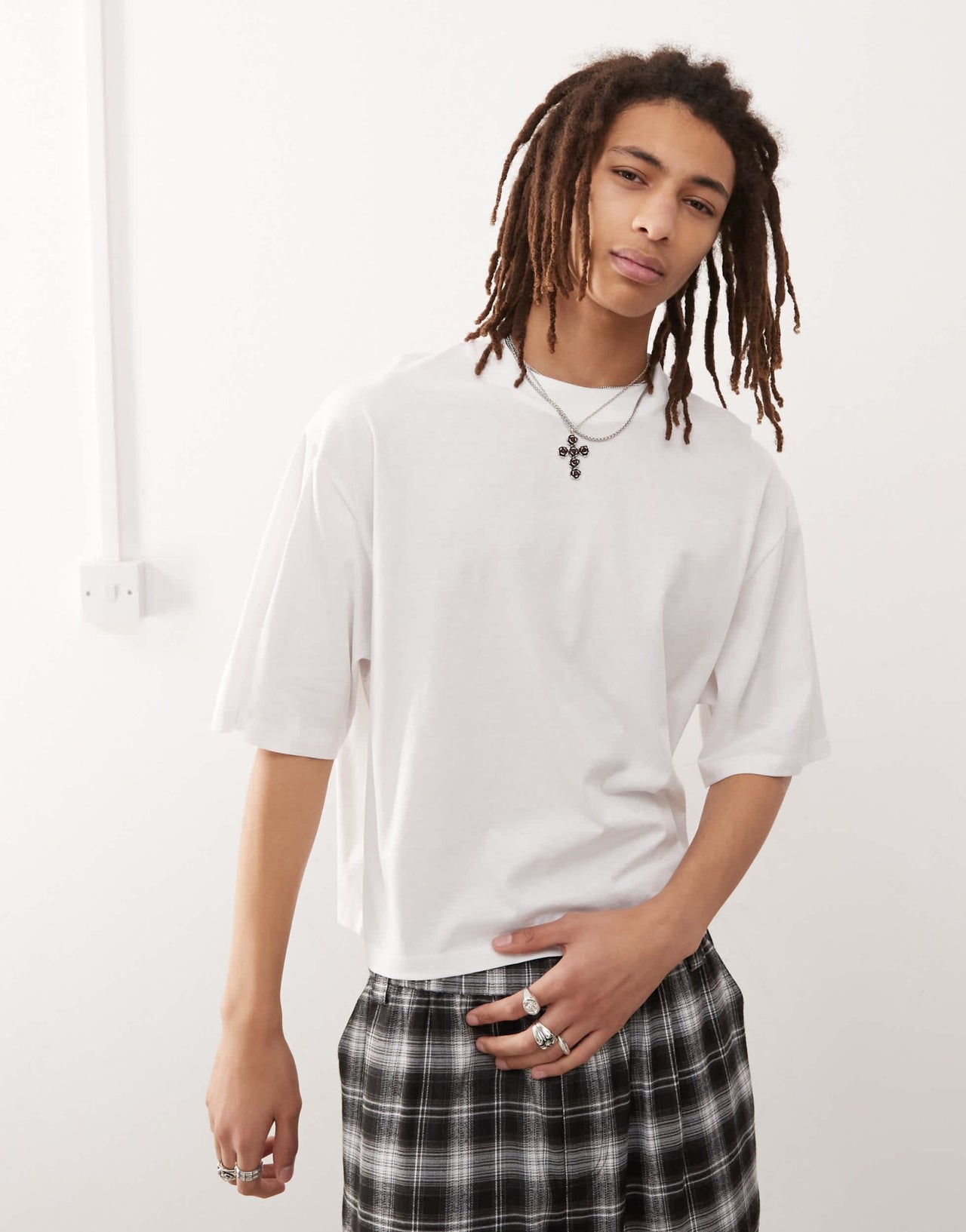 COLLUSION boxy boxy oversized t-shirt in white - ASOS Sample Sale