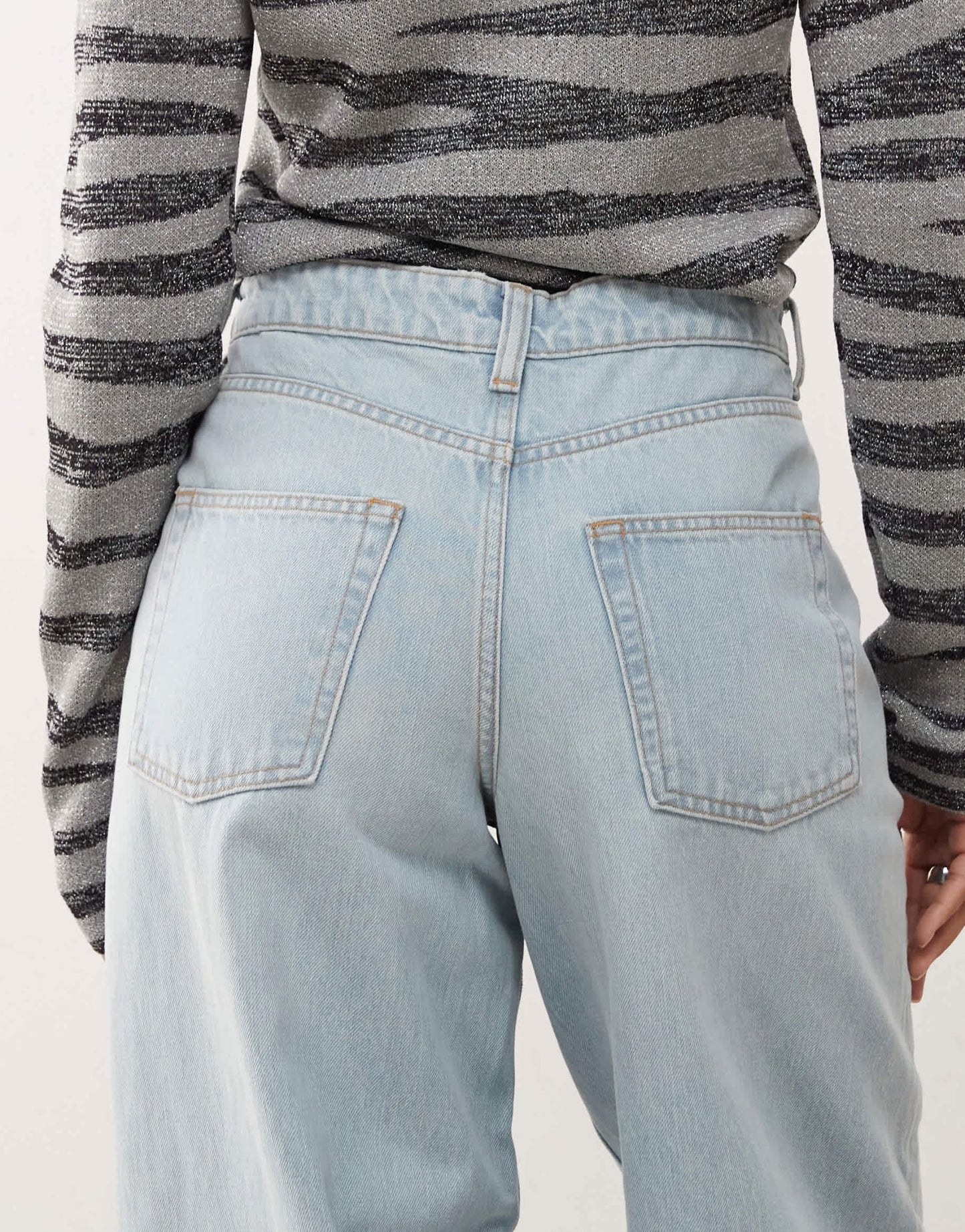 COLLUSION mid rise tapered jeans in mid wash - MBLUE - ASOS Sample Sale