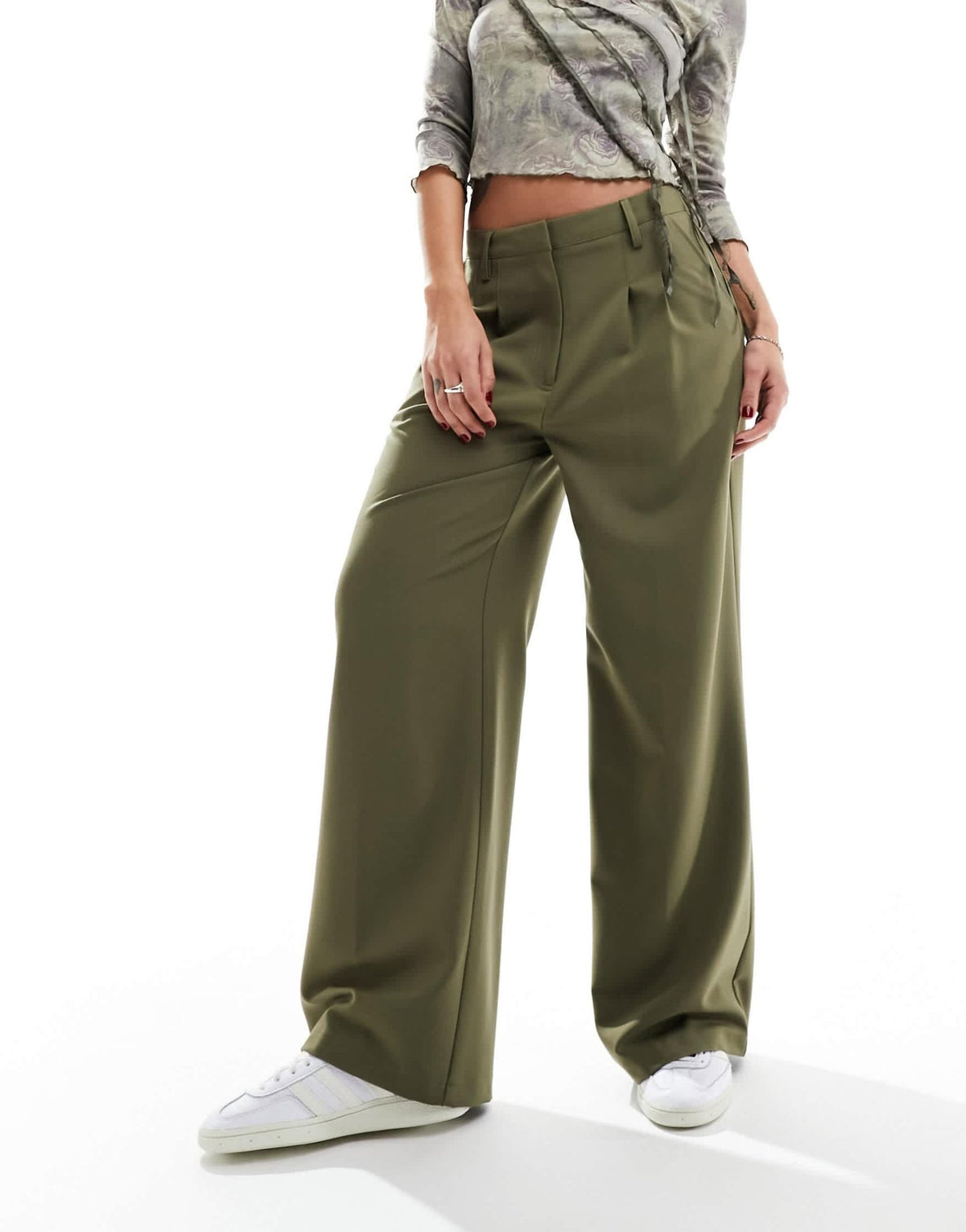 COLLUSION relaxed wide leg tailored trousers in olive - ASOS Sample Sale