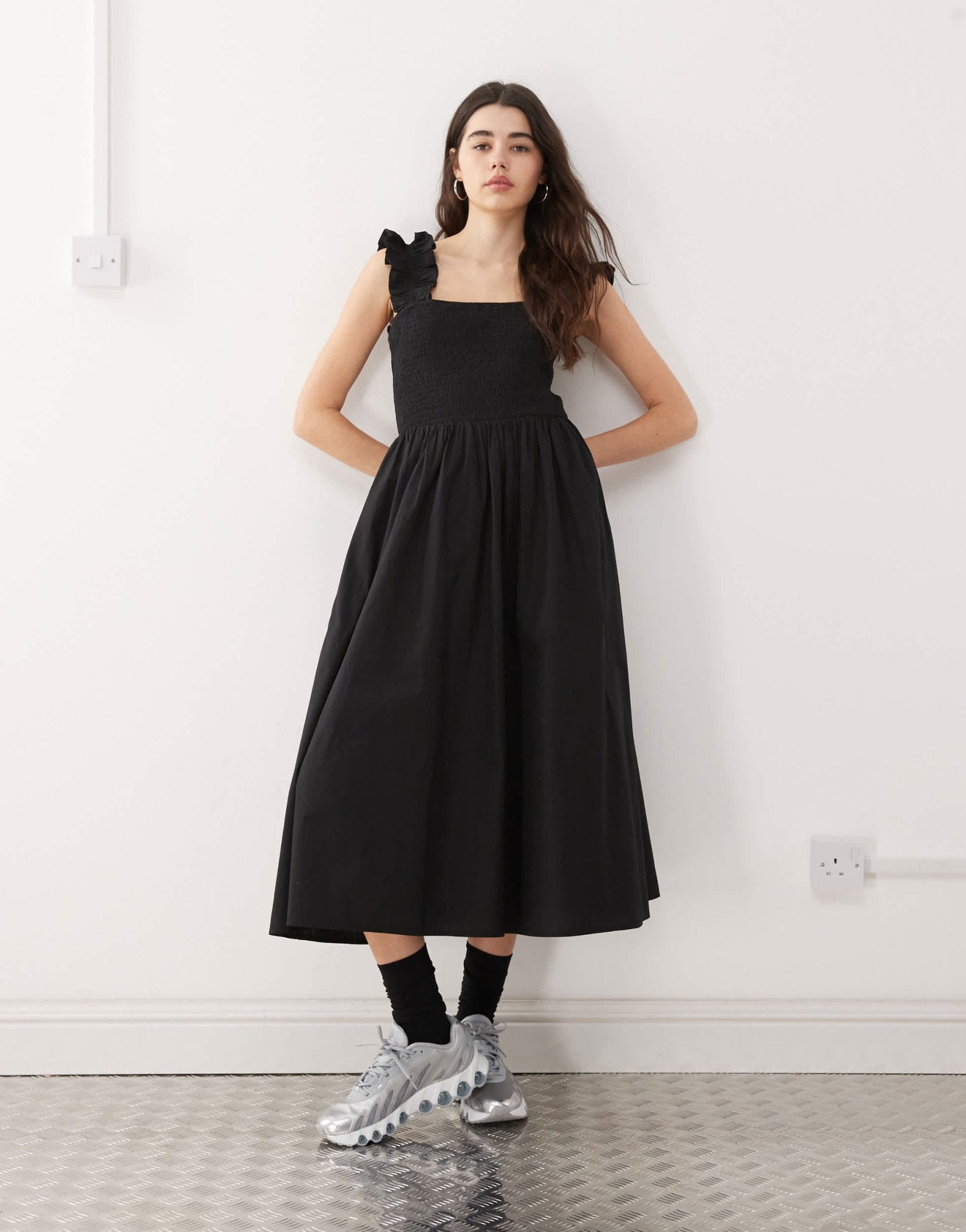 COLLUSION woven ruched strap midi dress in black - ASOS Sample Sale