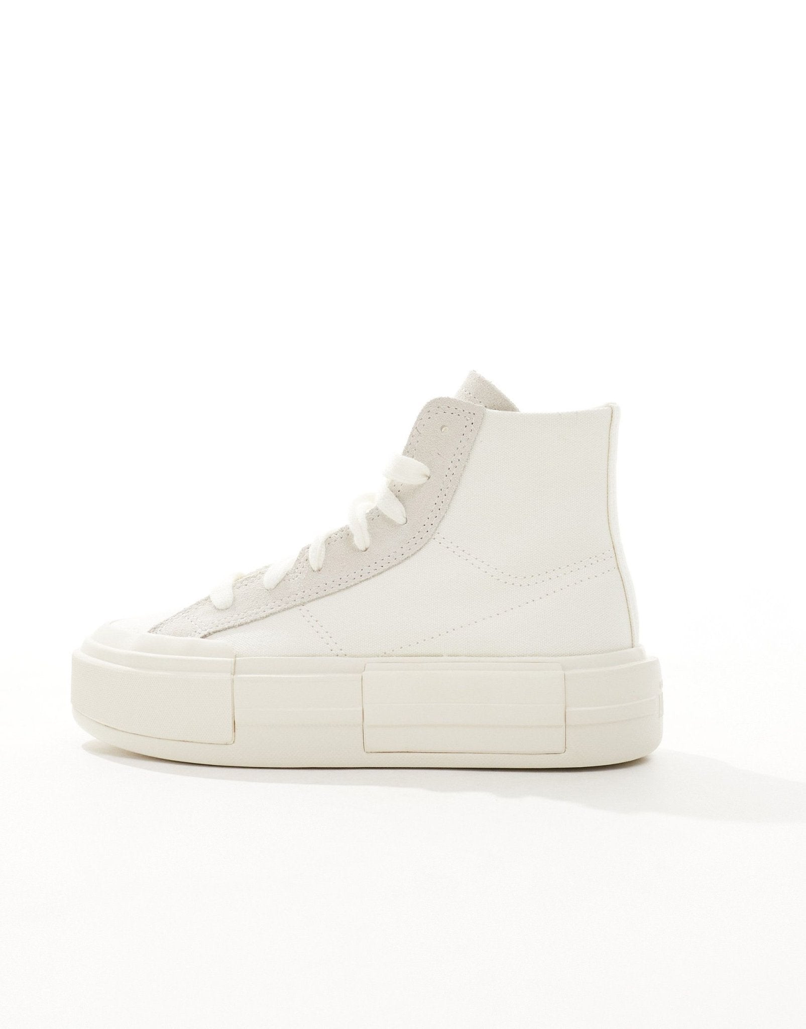 Converse Chuck Taylor All Star Cruise Hi platform trainers in off-white - ASOS Sample Sale