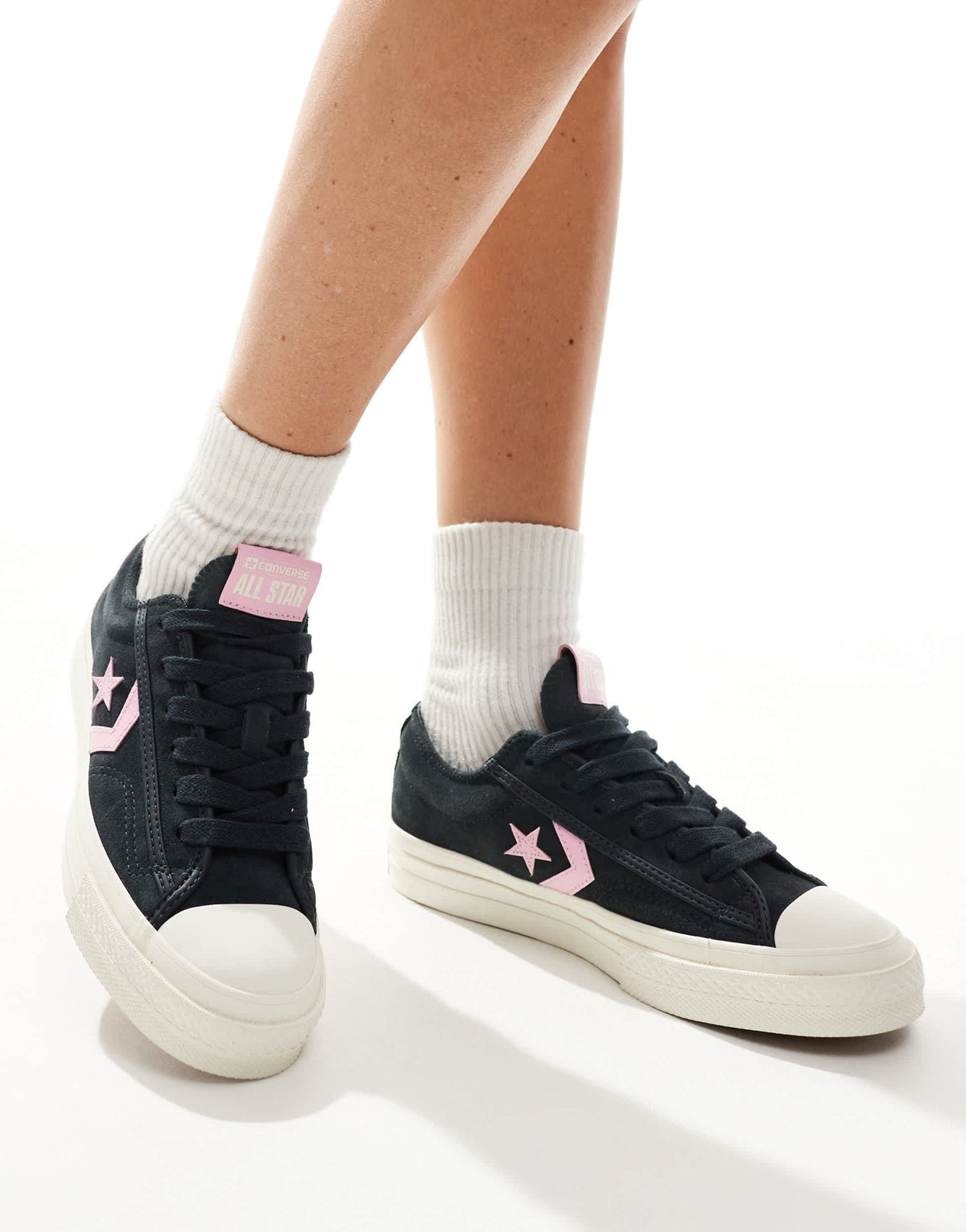 Converse Star Player 76 Ox trainers in navy and pink - ASOS Sample Sale