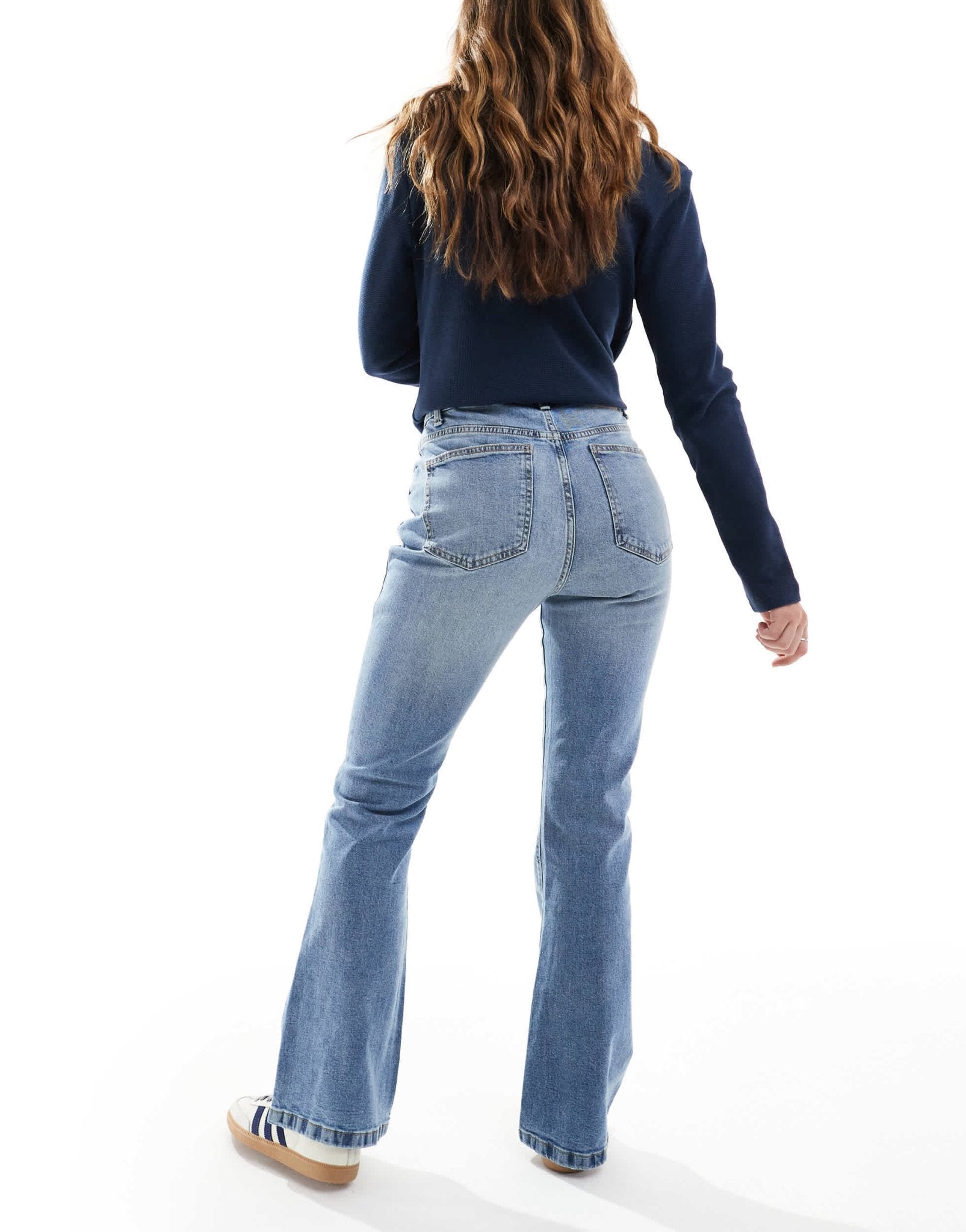 Cotton On 70s high rise flared jean in stone blue - ASOS Sample Sale