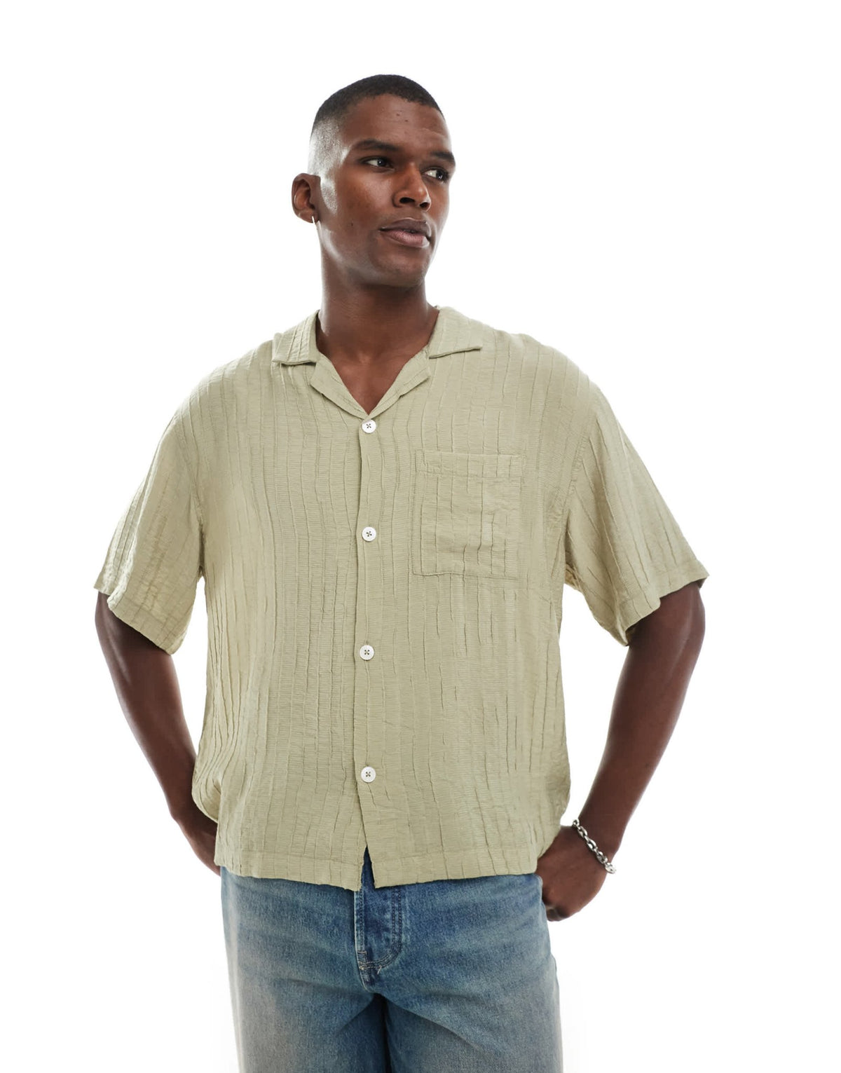 Cotton On box fit short sleeve shirt in dobby khaki - ASOS Sample Sale
