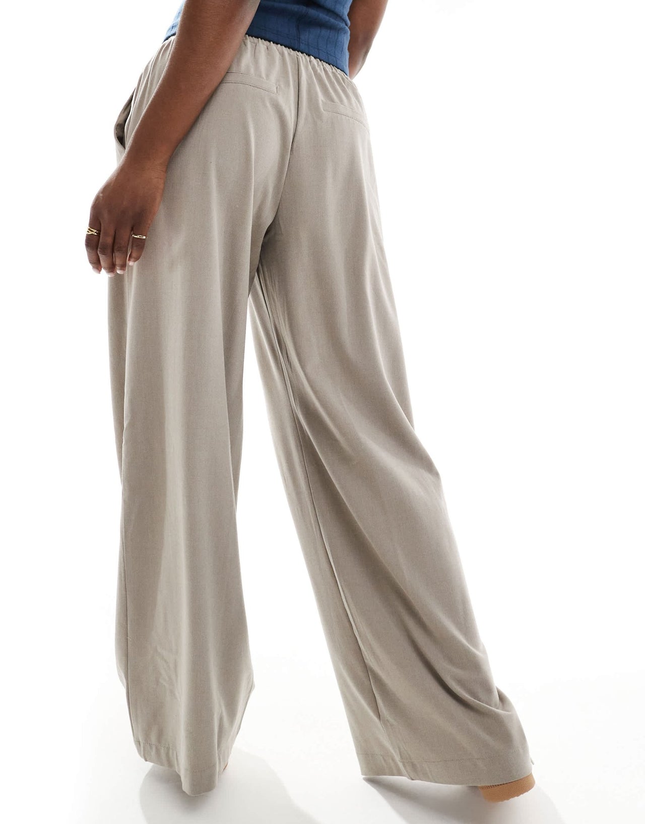 Cotton On Luis pull on suiting pant in taupe marle - ASOS Sample Sale