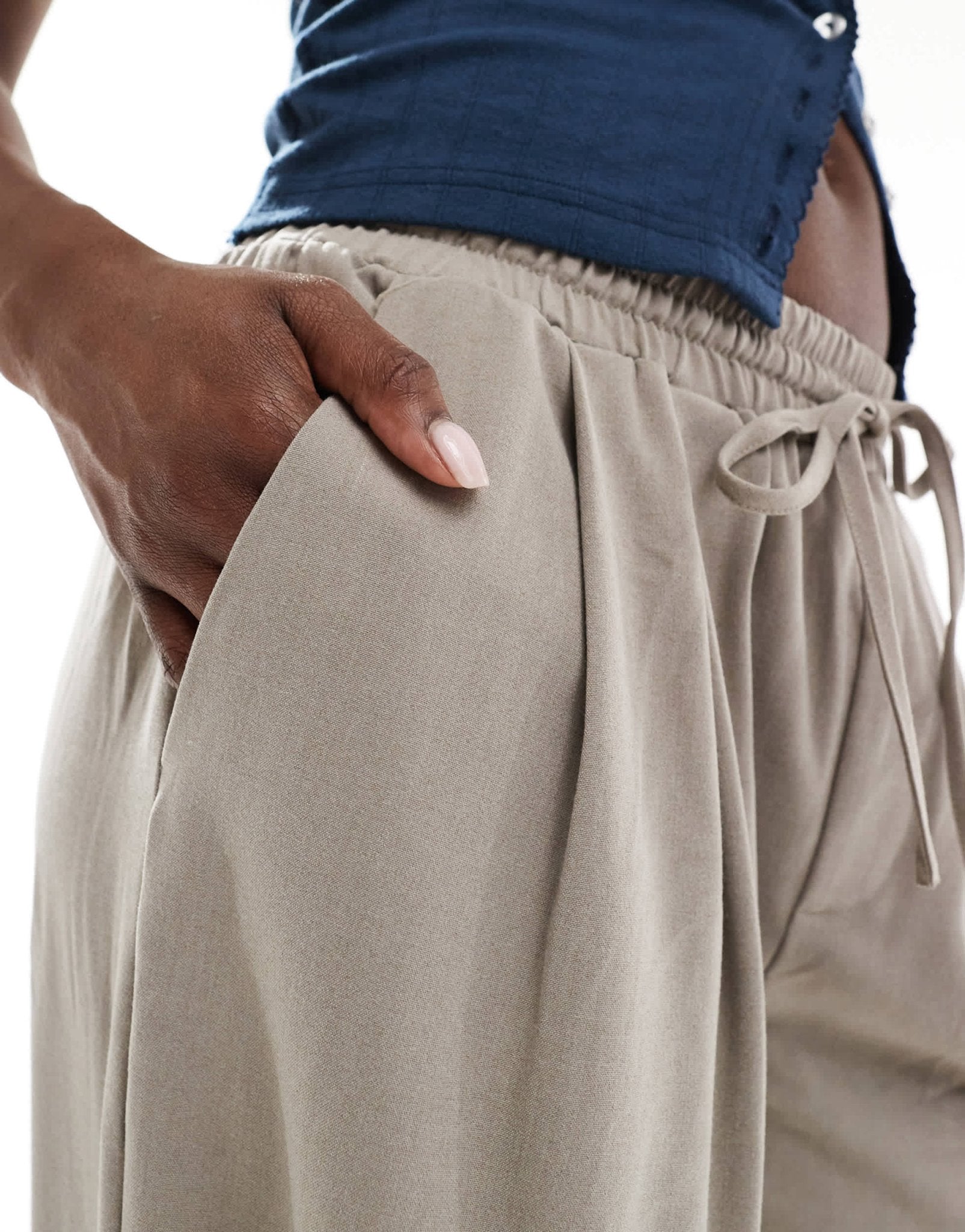 Cotton On Luis pull on suiting pant in taupe marle - ASOS Sample Sale