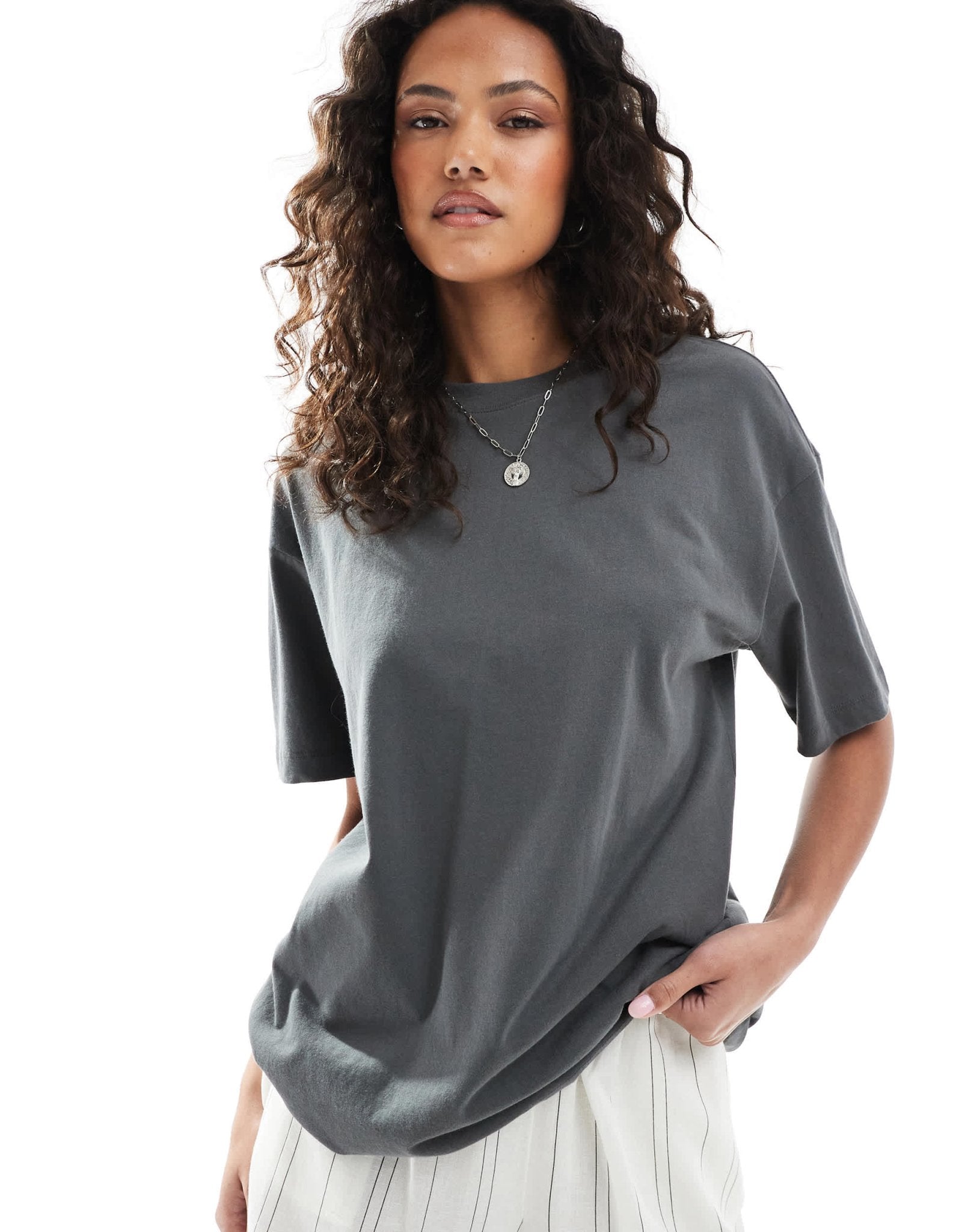 Cotton On oversized boxy tee in graphite - ASOS Sample Sale