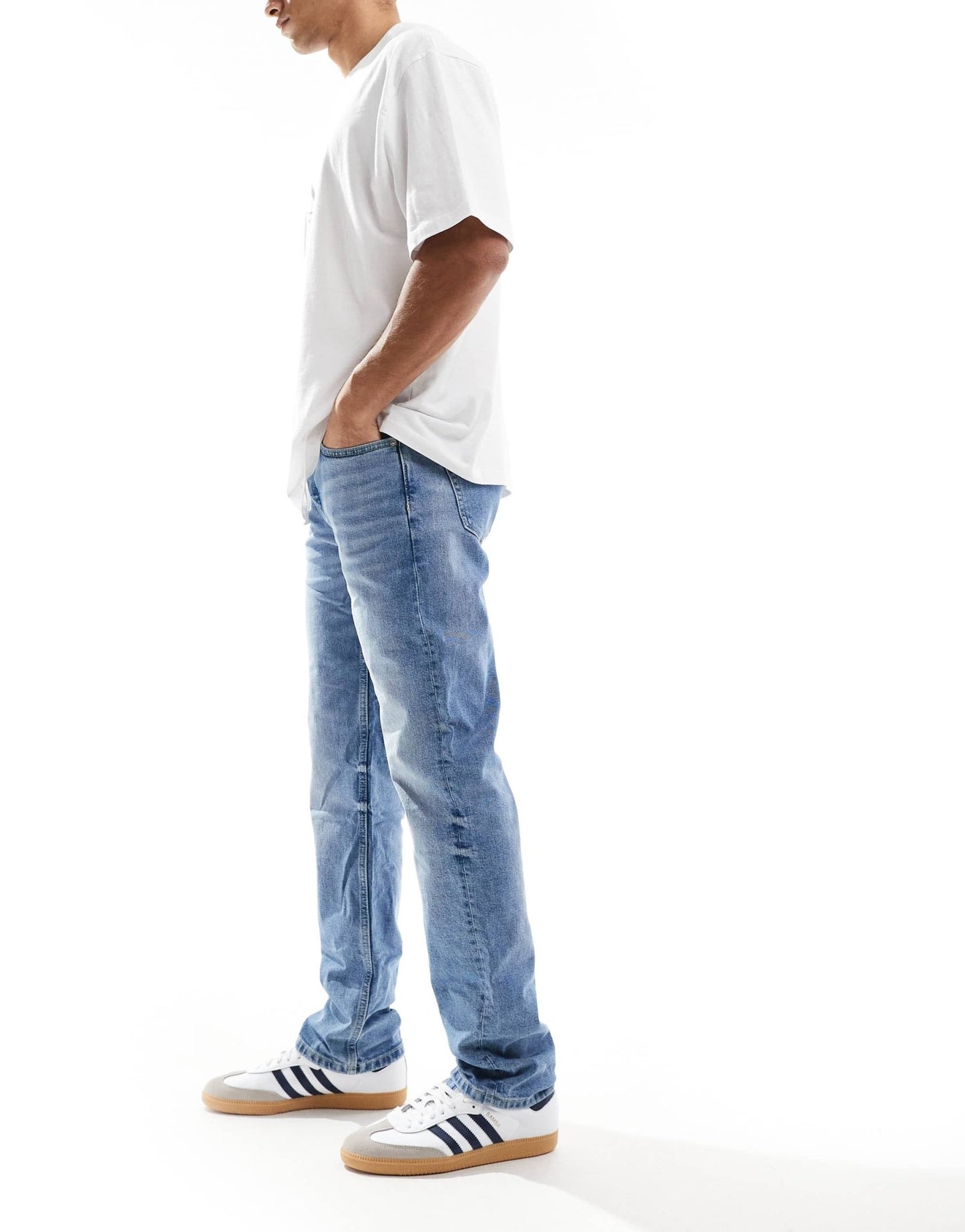 Cotton On regular slim fit jeans in burnin blue denim - ASOS Sample Sale
