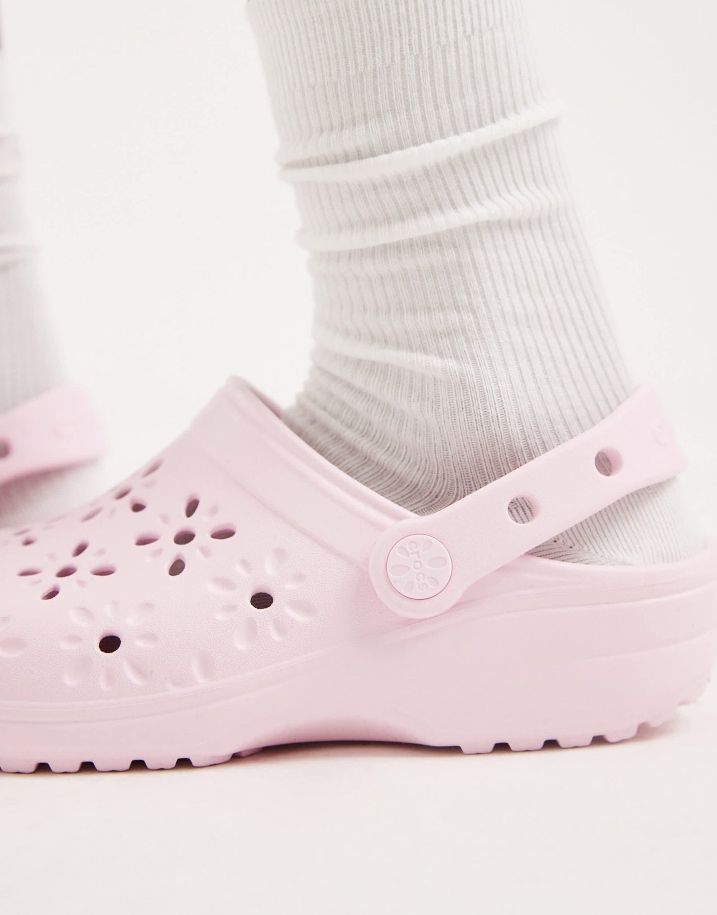 Crocs Classic floral cut out clogs in pink milk - ASOS Sample Sale