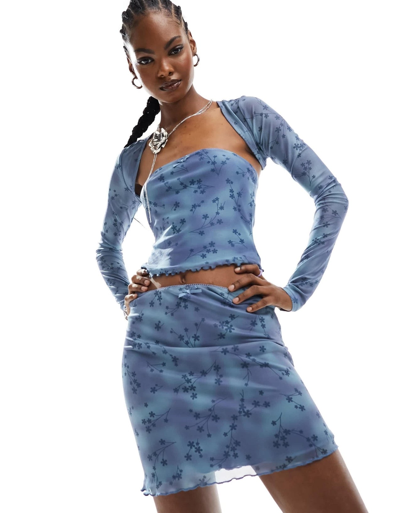 Daisy Street bow detail mini skirt in blue floral mesh co - ord - ASOS Sample Sale