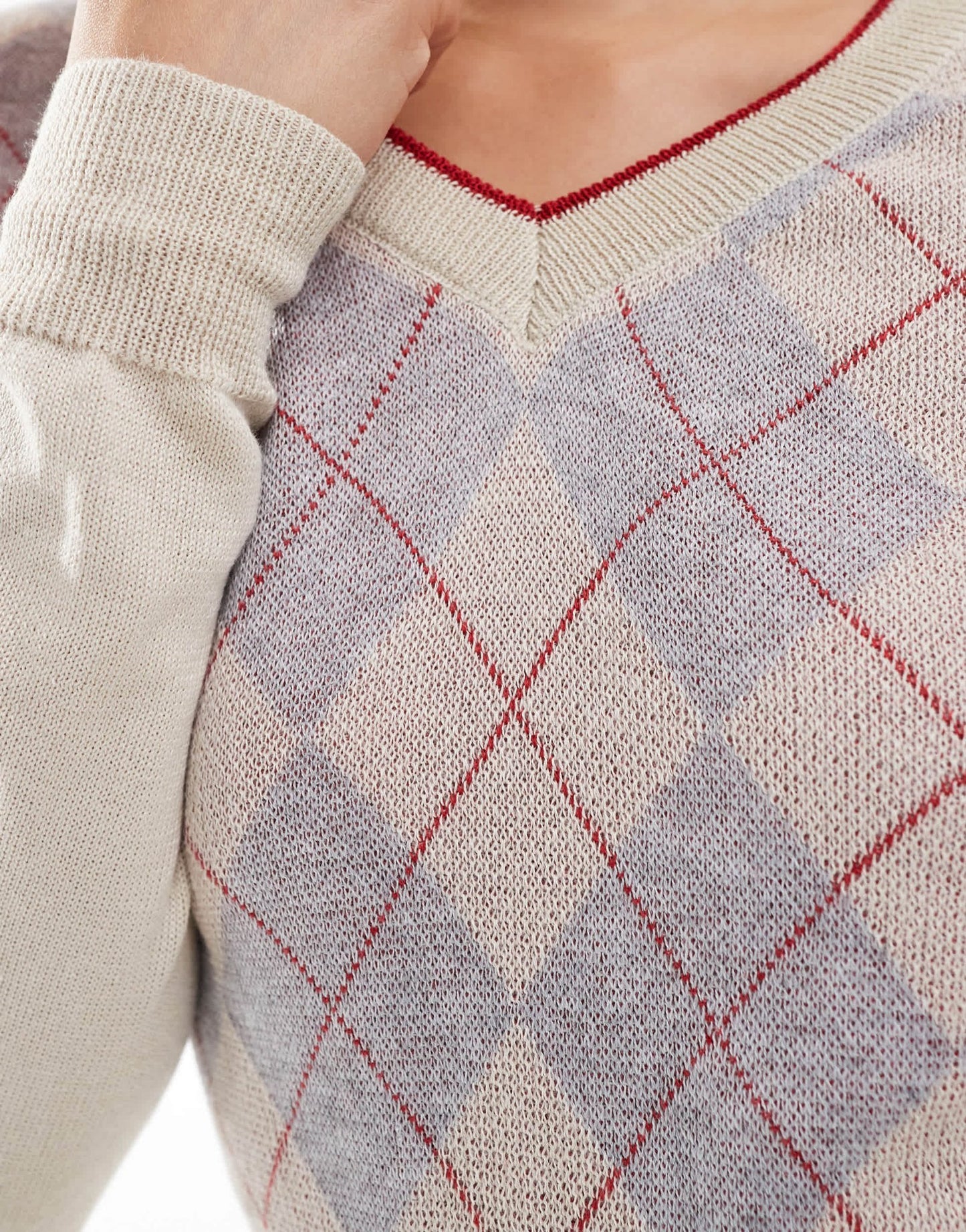 Daisy Street cream argyle pattern v - neck cropped jumper with contrast sleeves - ASOS Sample Sale