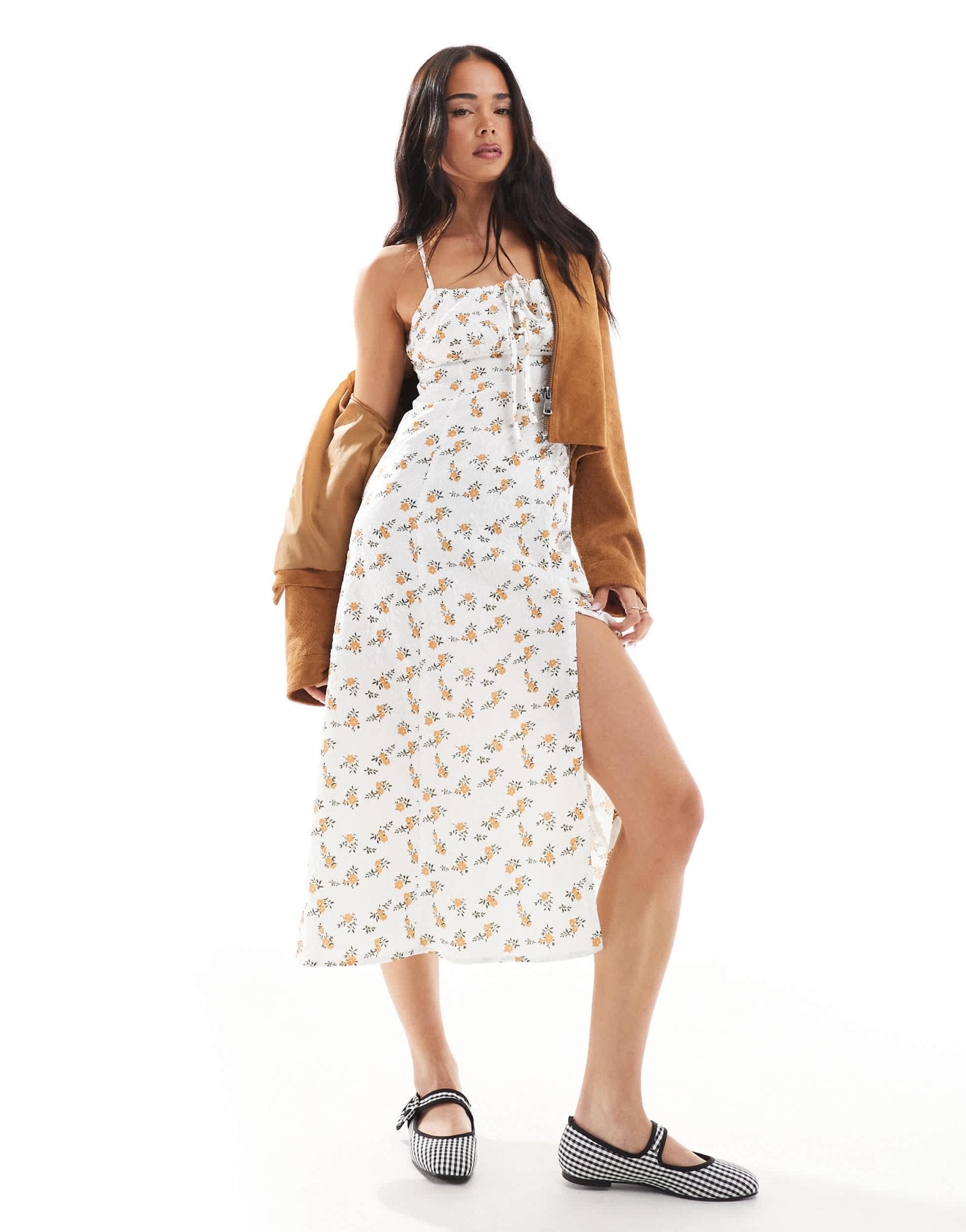 Daisy Street cross back ruched bust midaxi dress in ditsy floral - ASOS Sample Sale