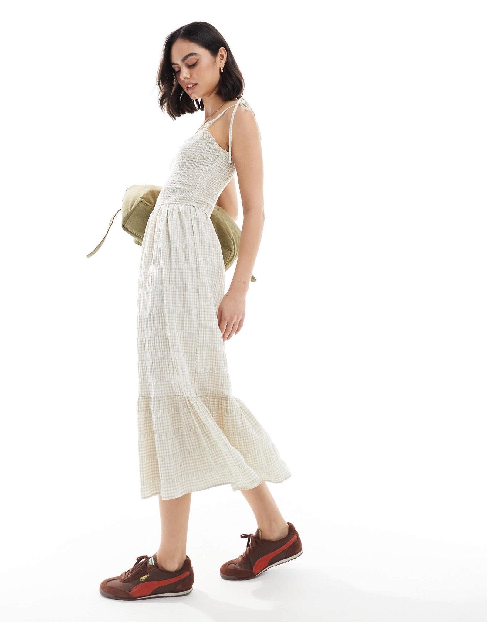 Daisy Street gingham maxi dress with shirred bodice in beige - ASOS Sample Sale
