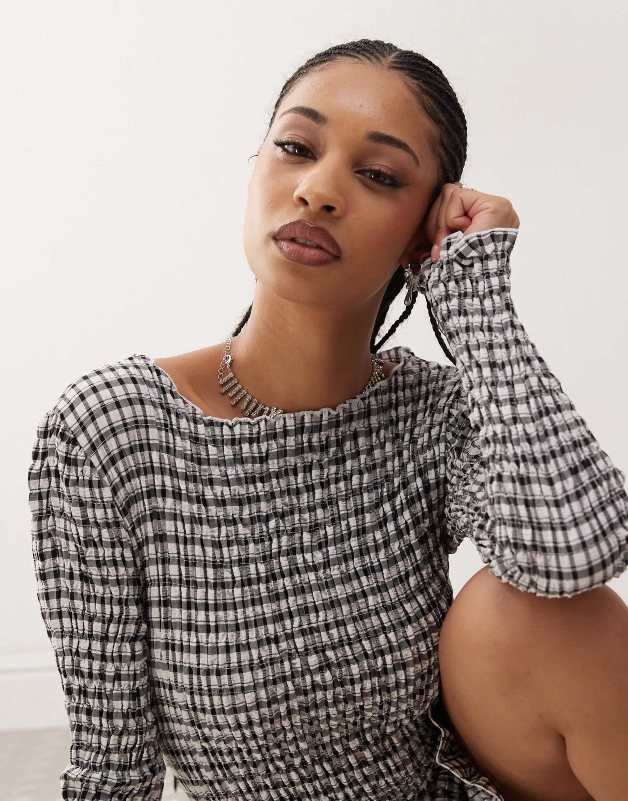 Daisy Street long sleeve shirred mini dress in black and white - ASOS Sample Sale