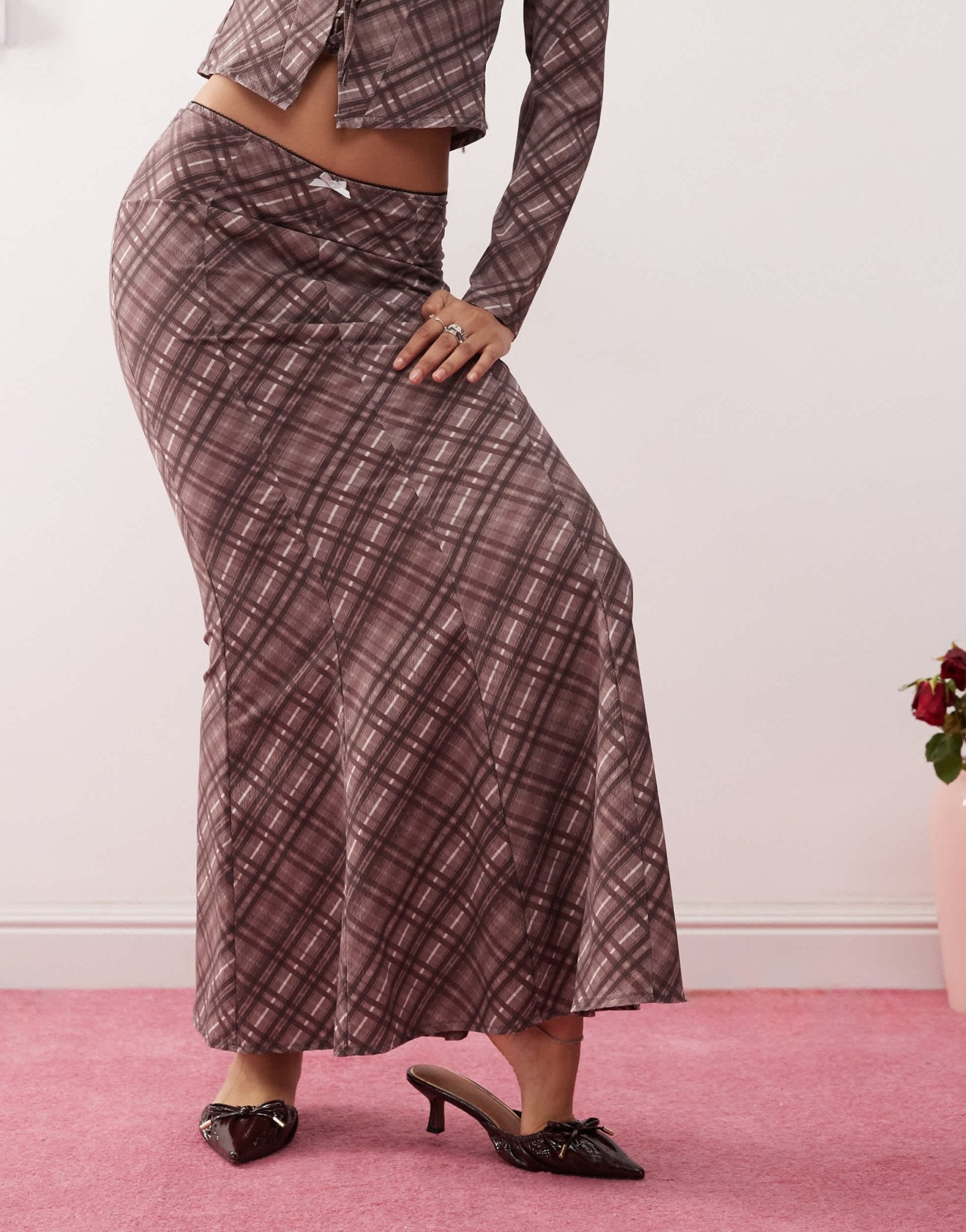 Daisy Street midaxi low rise skirt in burgundy check co - ord - ASOS Sample Sale