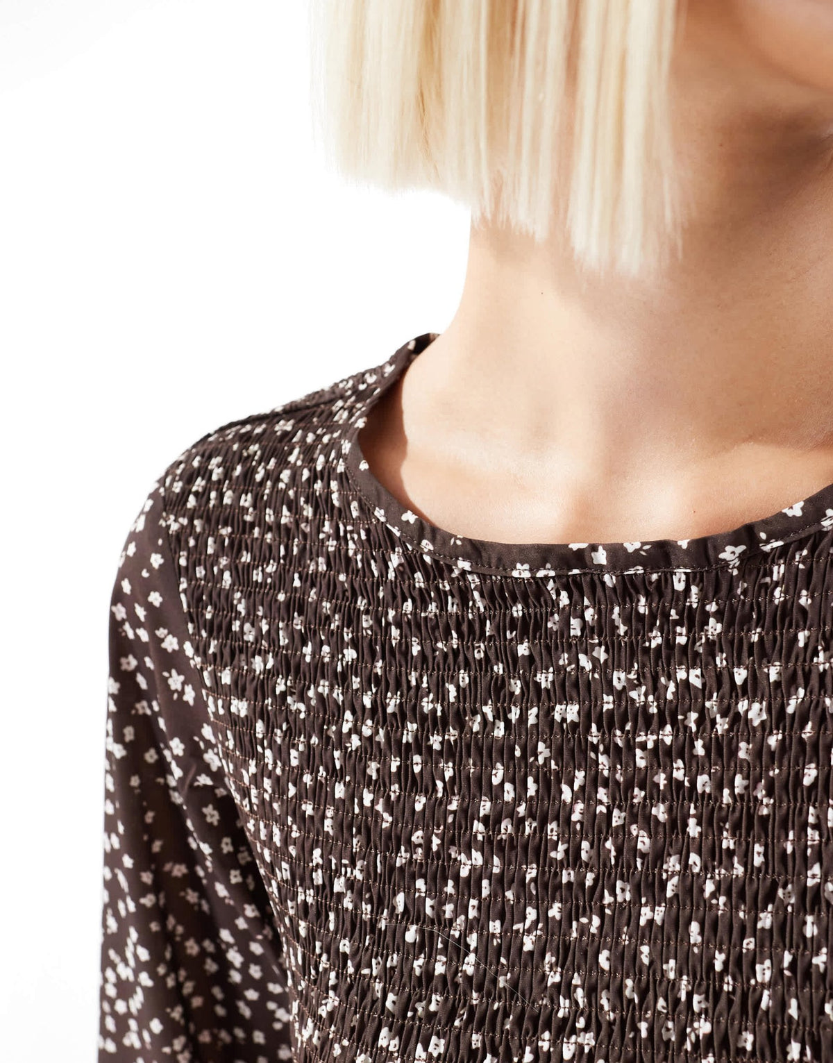 Daisy Street shirred long sleeve mini smock dress in brown floral - ASOS Sample Sale