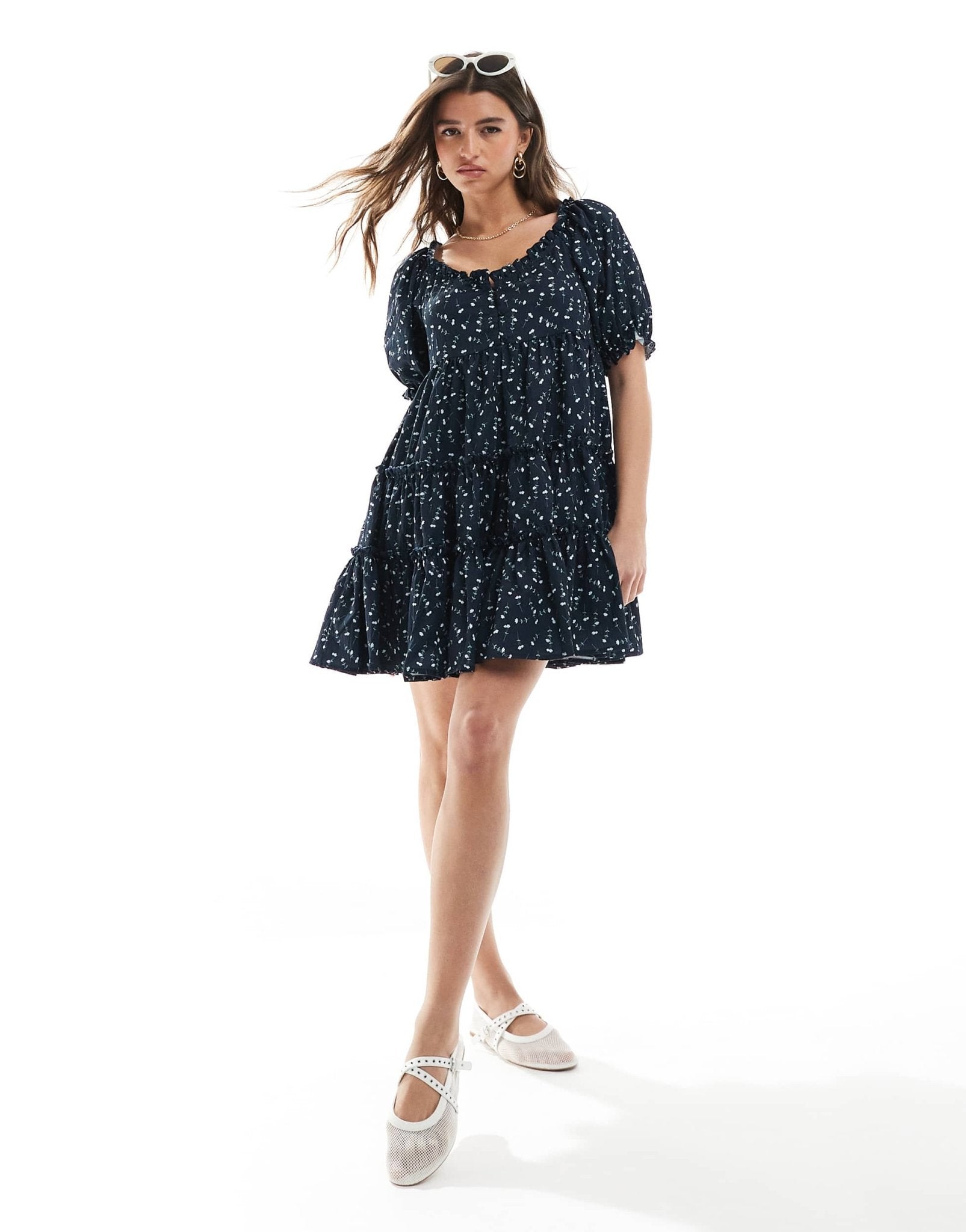 Daisy Street smock tiered mini dress in navy floral - ASOS Sample Sale
