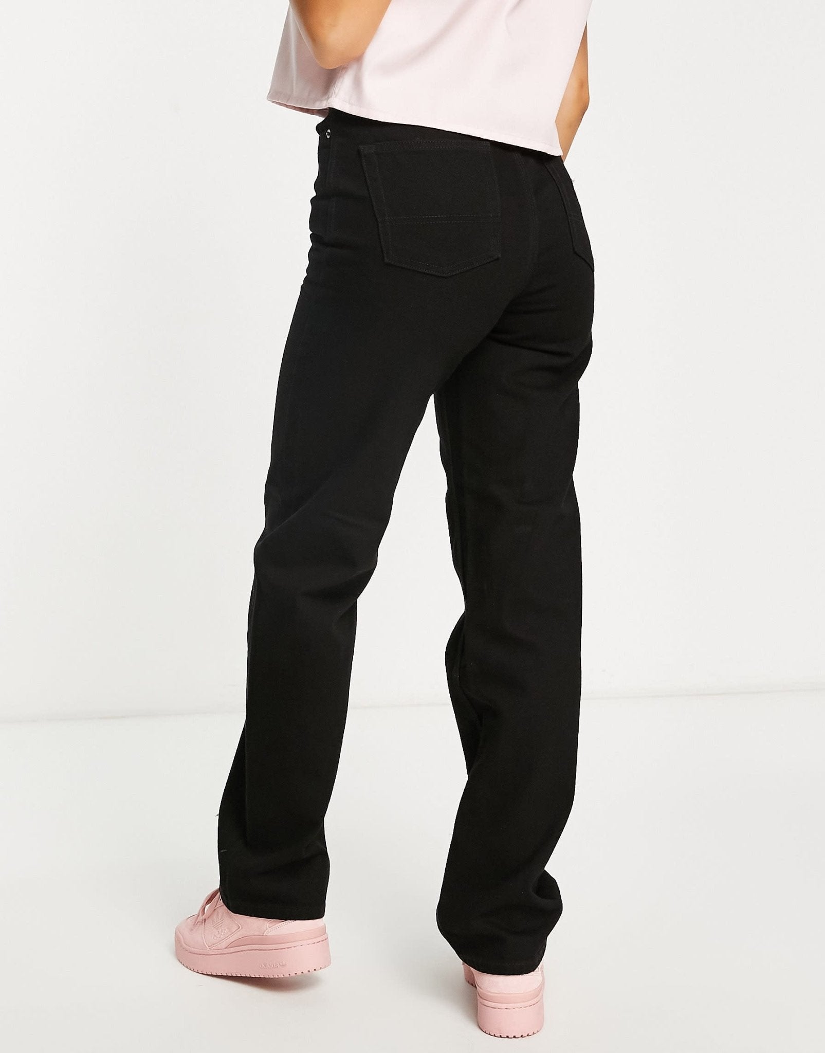 Dickers thomasville high rise relaxed baggy fit denim jeans in rinsed black - ASOS Sample Sale