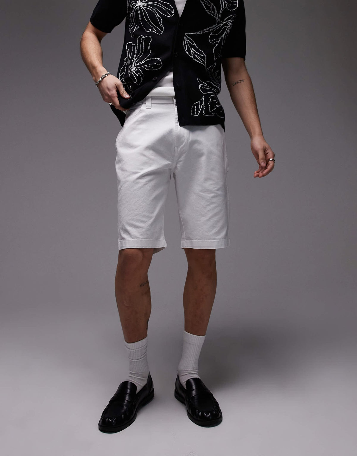 Dickies loose fit 11 inch carpenter style painter shorts in white - ASOS Sample Sale