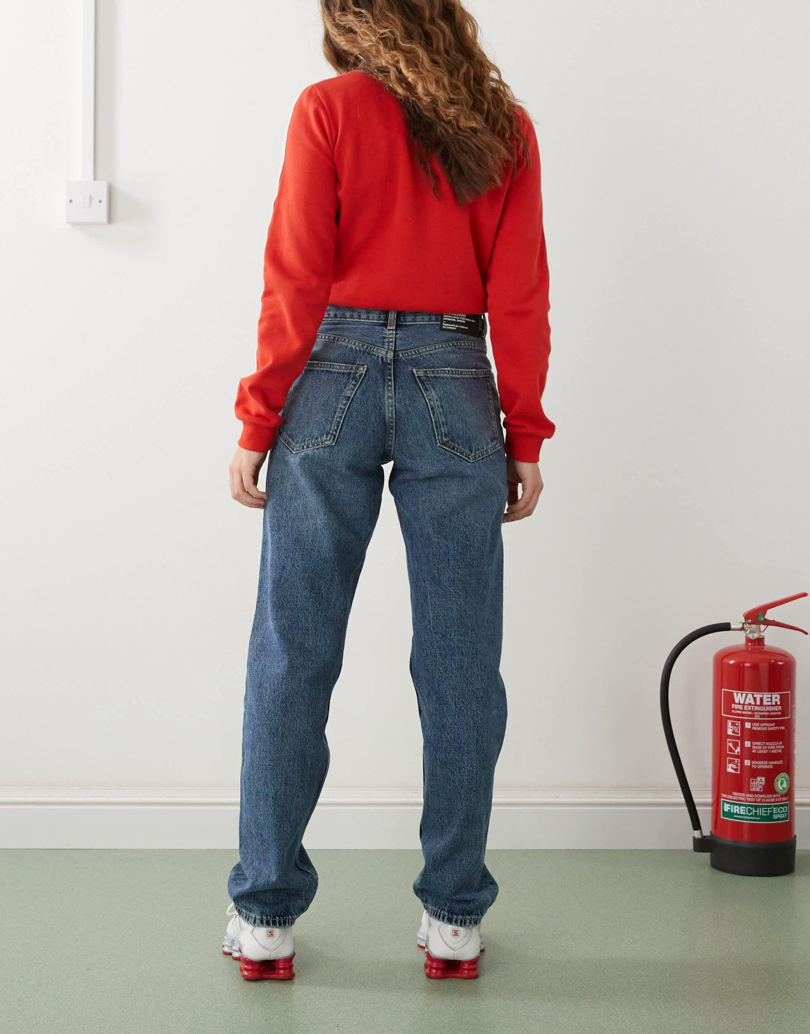 Dr Denim Arch high waist regular fit straight leg jeans in canyon mid used blue wash - ASOS Sample Sale