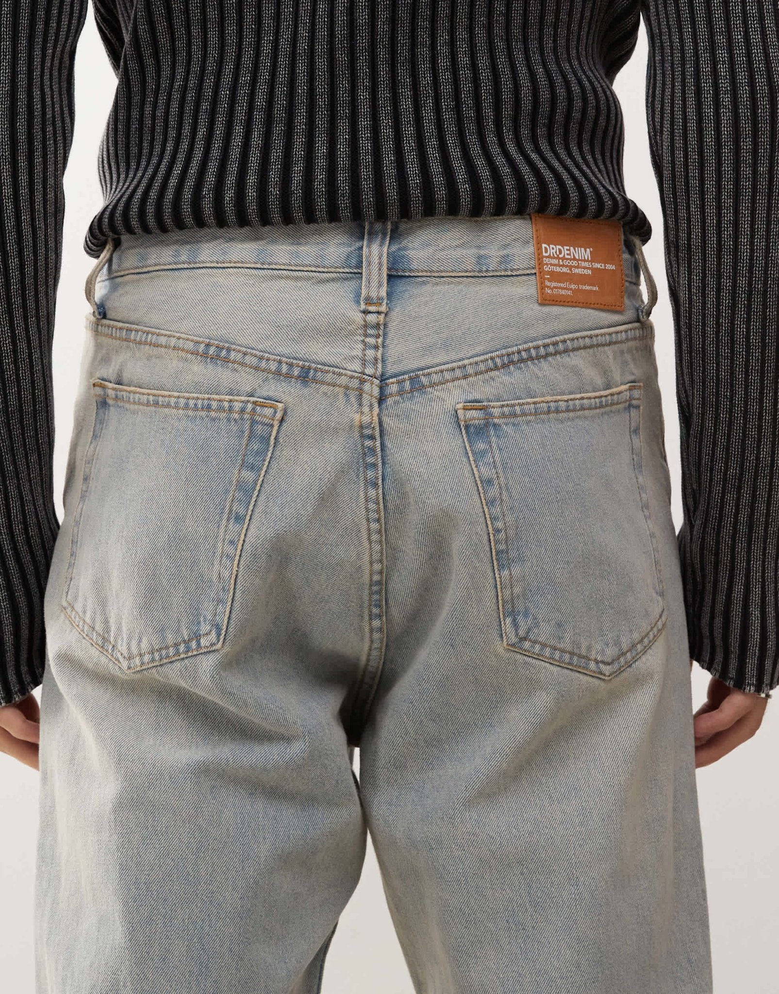 Dr Denim Dash regular fit straight leg jeans in canyon light vintage wash - ASOS Sample Sale