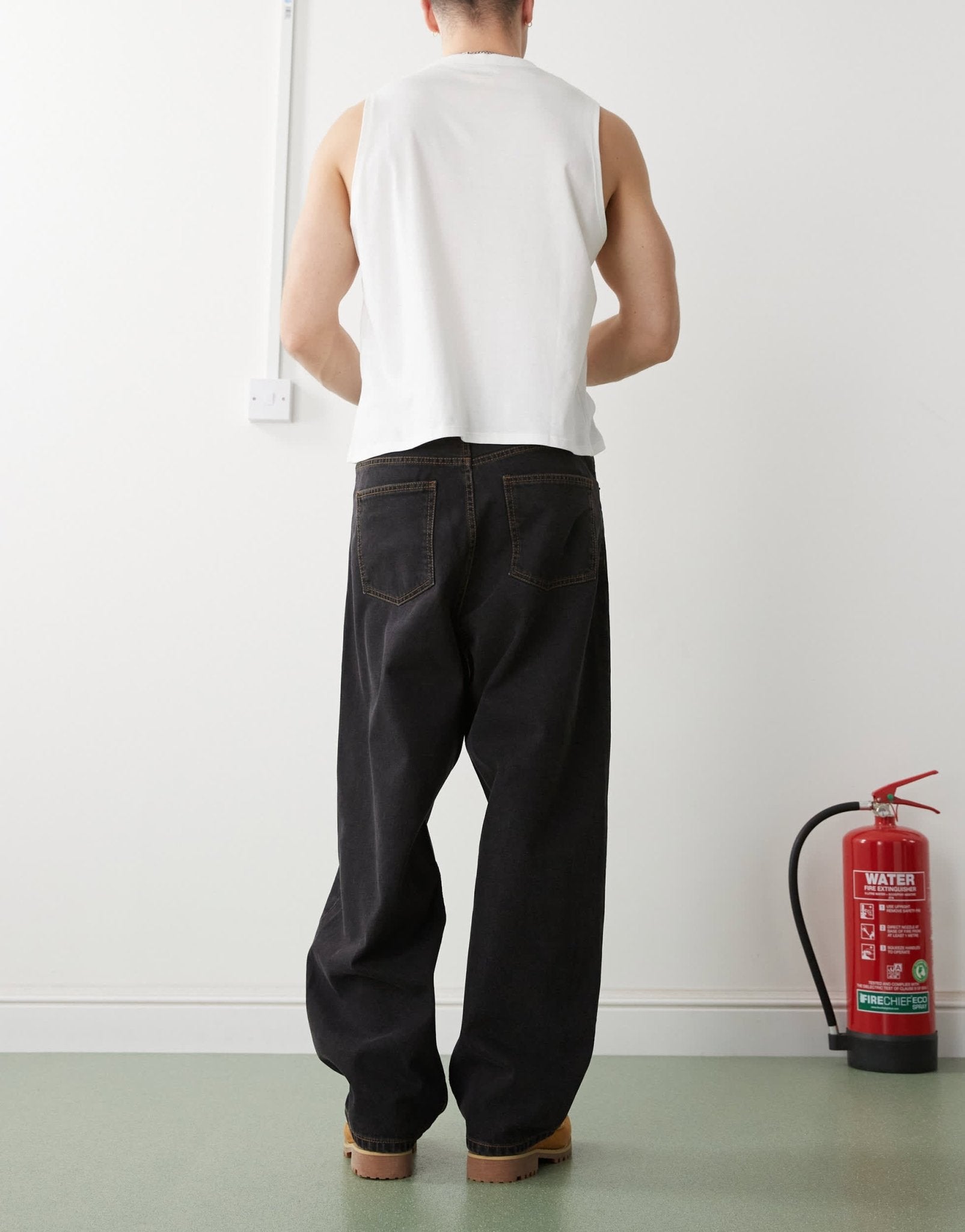Dr Denim Kobe baggy fit jeans in dust washed black - ASOS Sample Sale