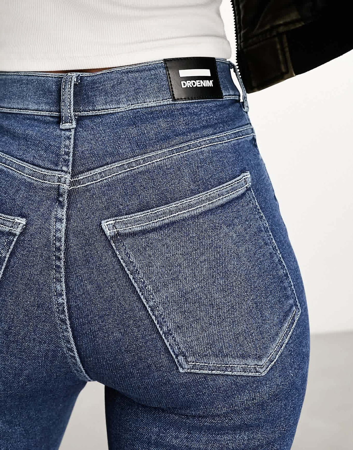 Dr Denim Moxy straight leg jeans in cape mid plain - ASOS Sample Sale
