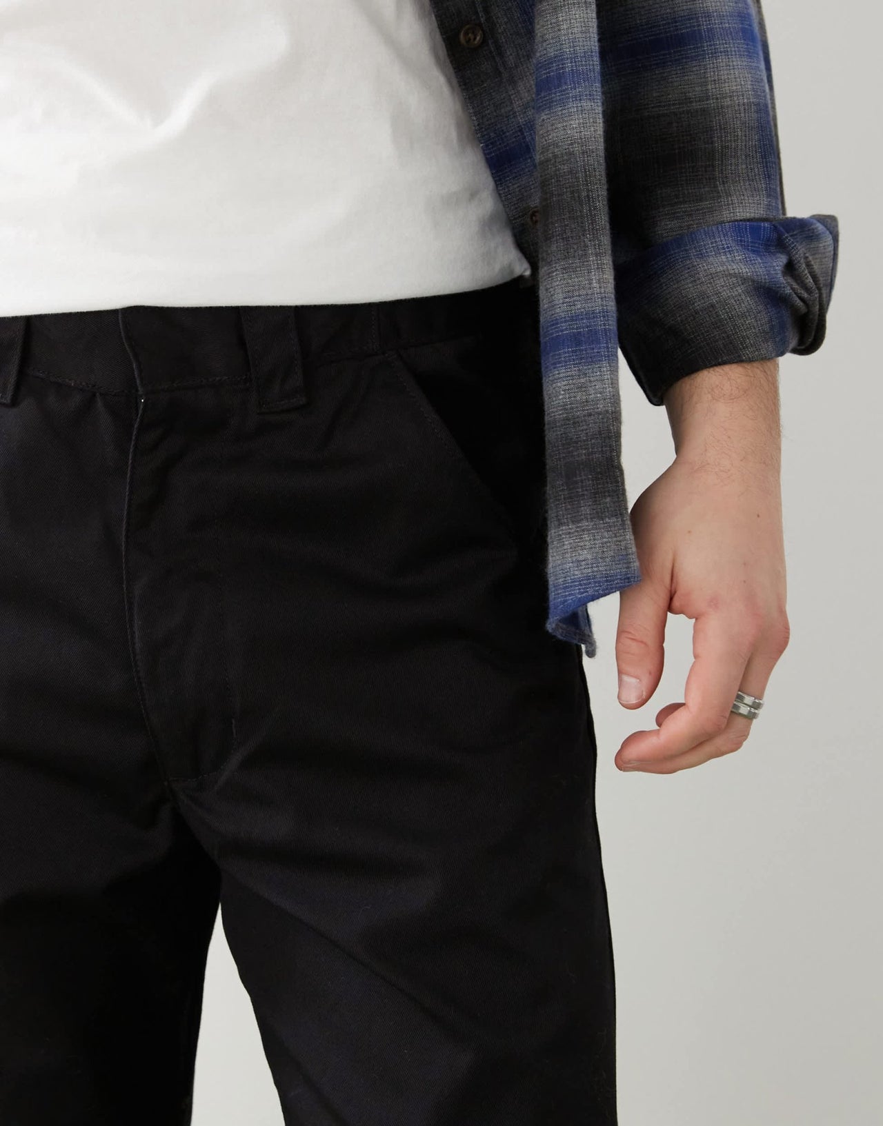 Dr Denim Omar tailored mid waist wide leg chino pant in black - ASOS Sample Sale