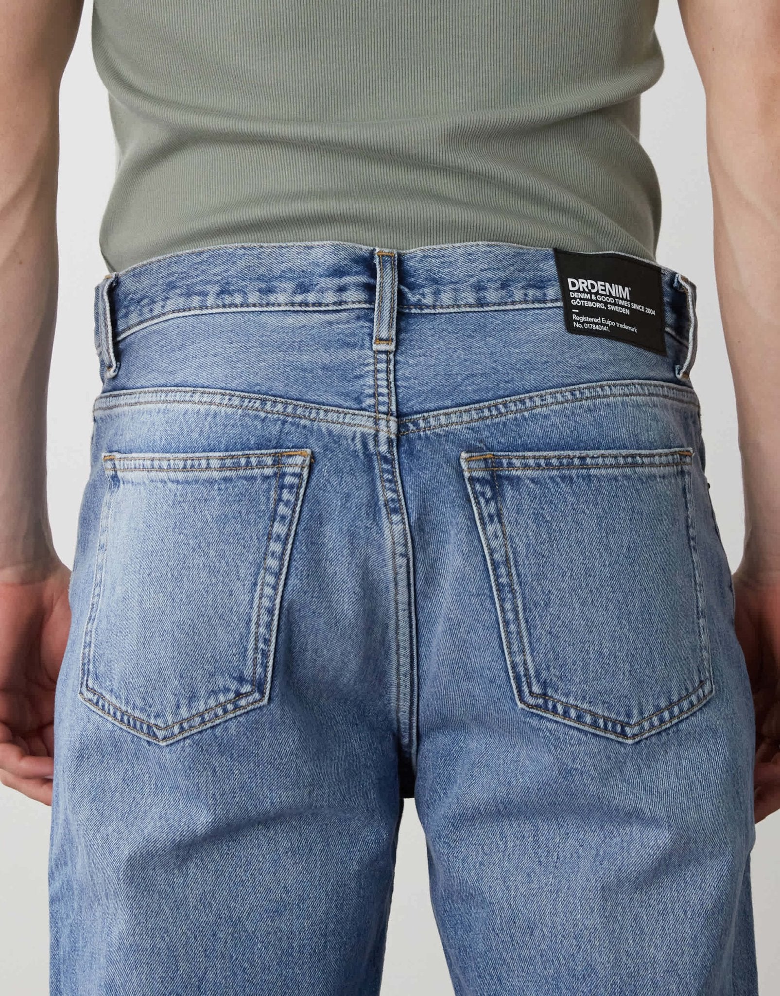 Dr Denim Rush regular fit jeans in stream sky used wash - ASOS Sample Sale