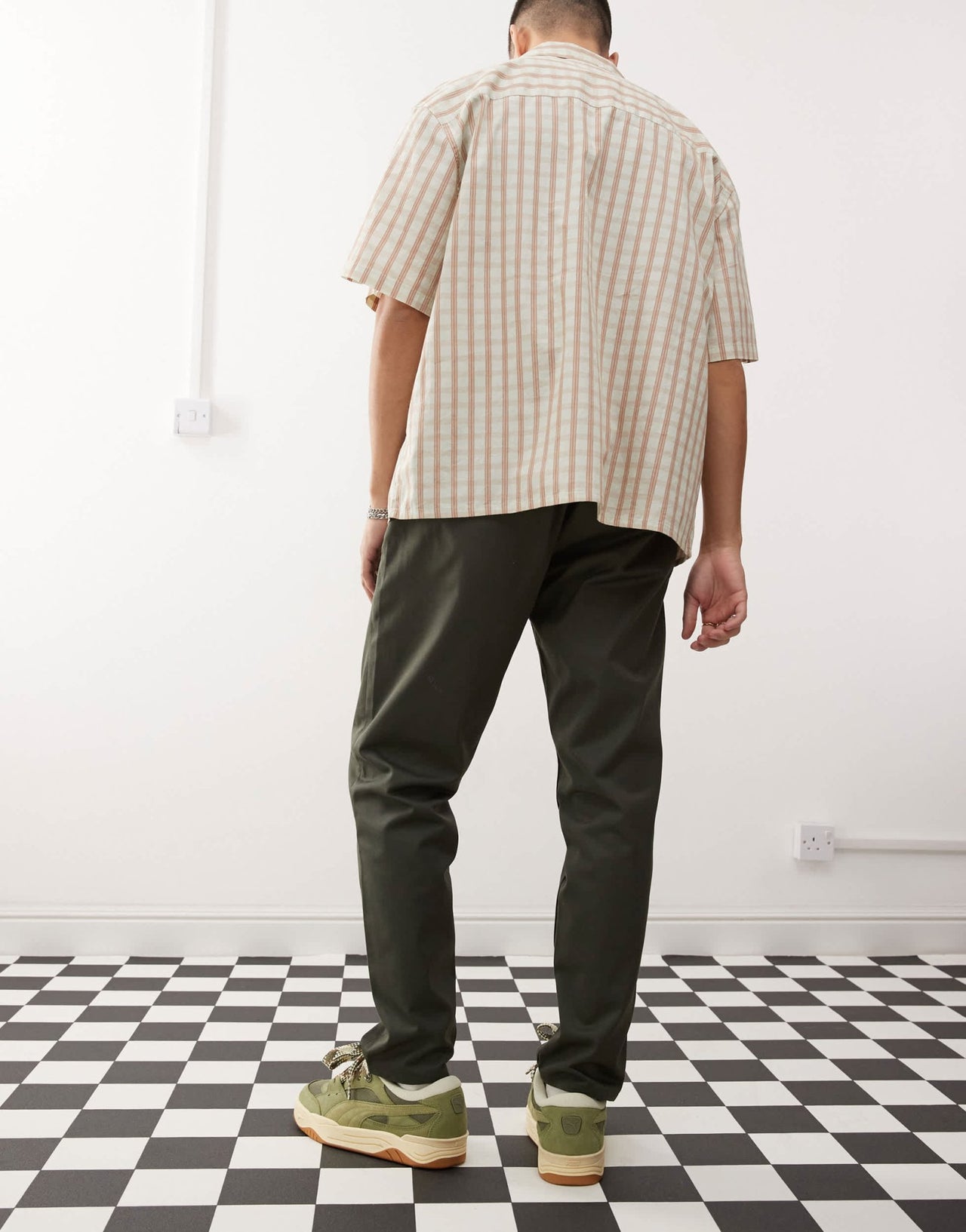 Dr Denim Rush tailored tapered leg chino pant with elastic waistband and drawstring in forest green - ASOS Sample Sale