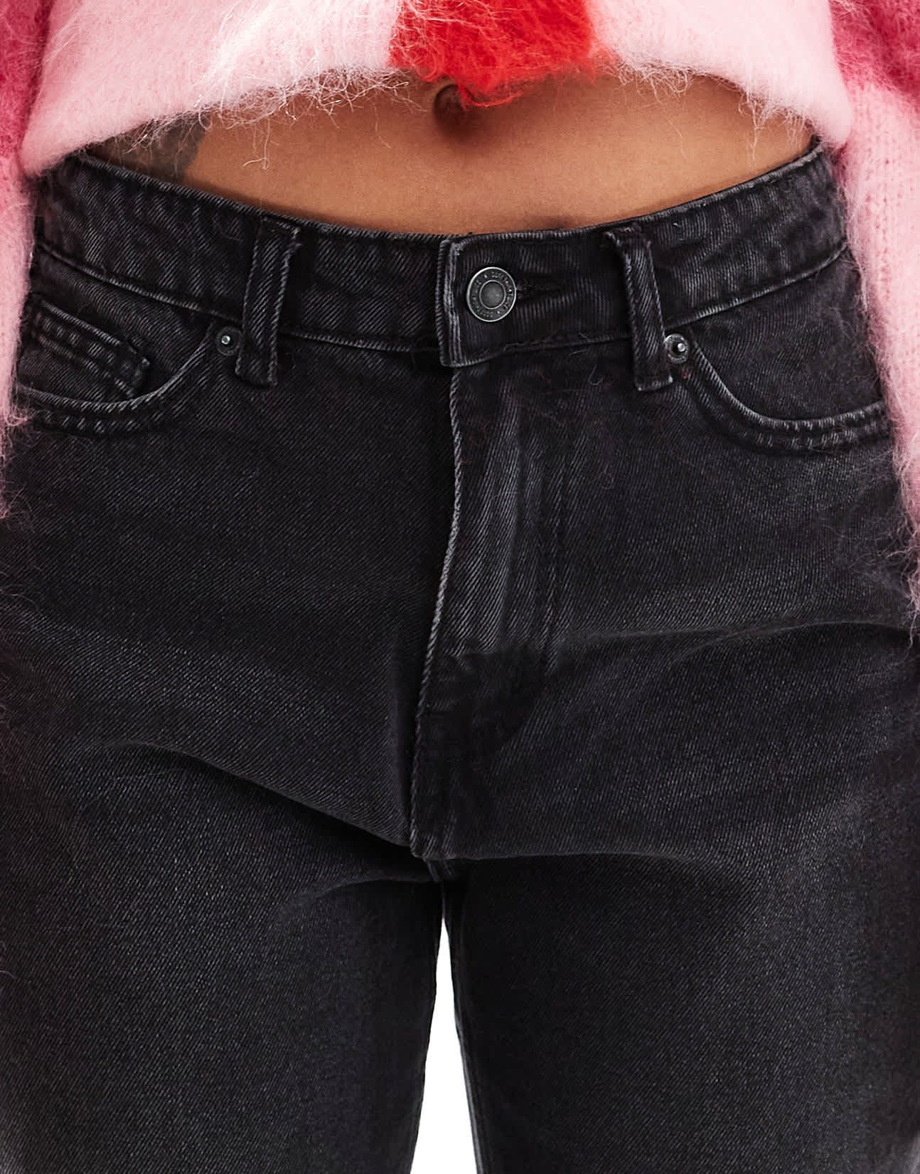 DTT Veron relaxed fit mom jeans in washed black - ASOS Sample Sale