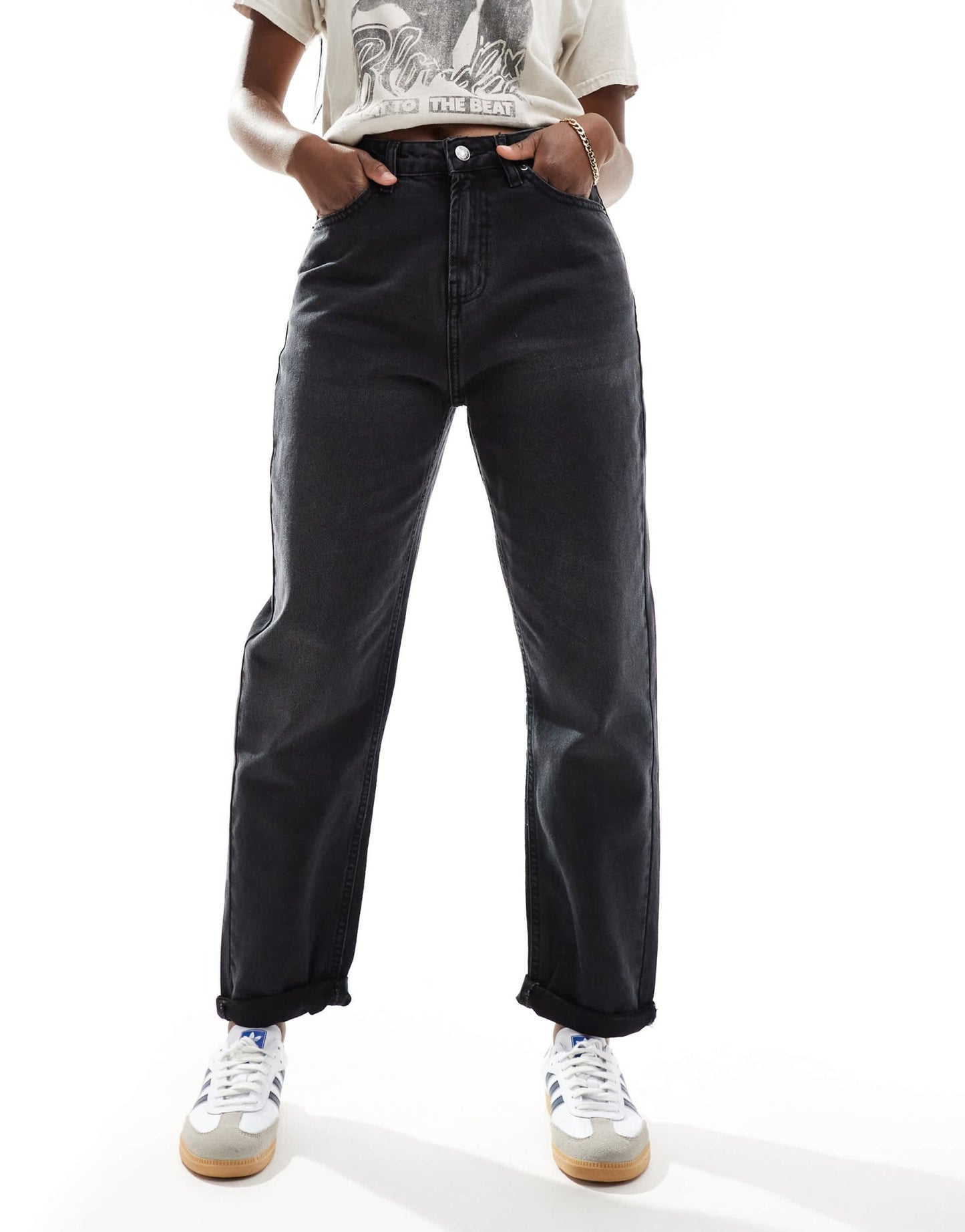 DTT Veron relaxed fit mom jeans in washed black - ASOS Sample Sale