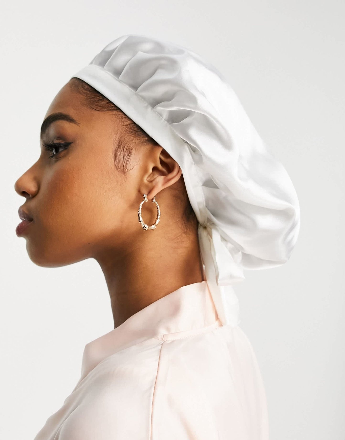 Easilocks Classic Satin Bonnet in White - ASOS Sample Sale