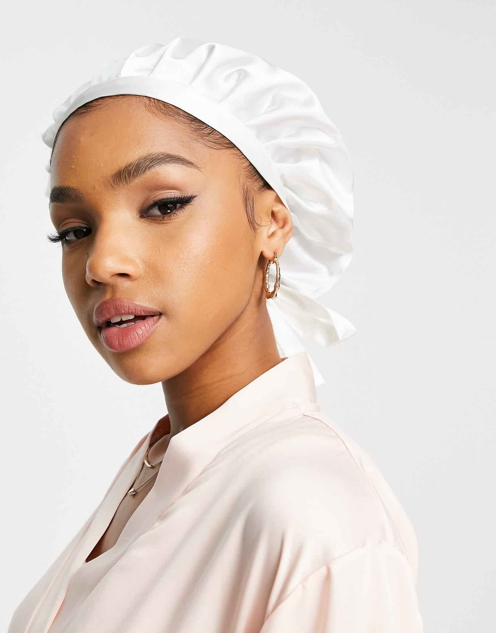 Easilocks Classic Satin Bonnet in White - ASOS Sample Sale