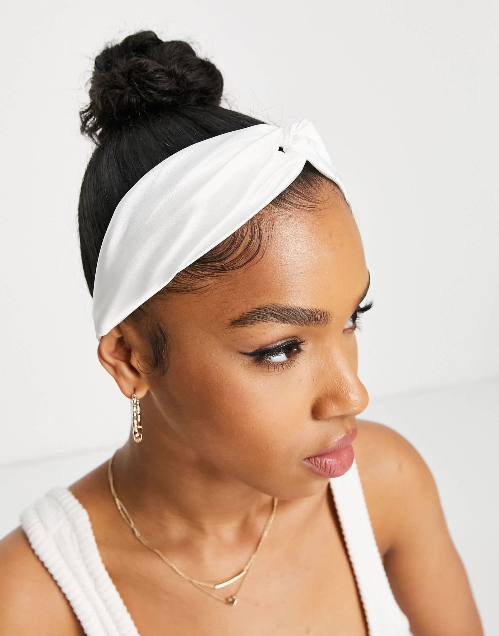 Easilocks Classic Satin Hair Band in White - ASOS Sample Sale