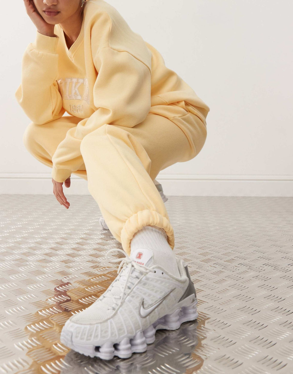 Edikted clark oversized sweatpants in yellow co-ord - ASOS Sample Sale