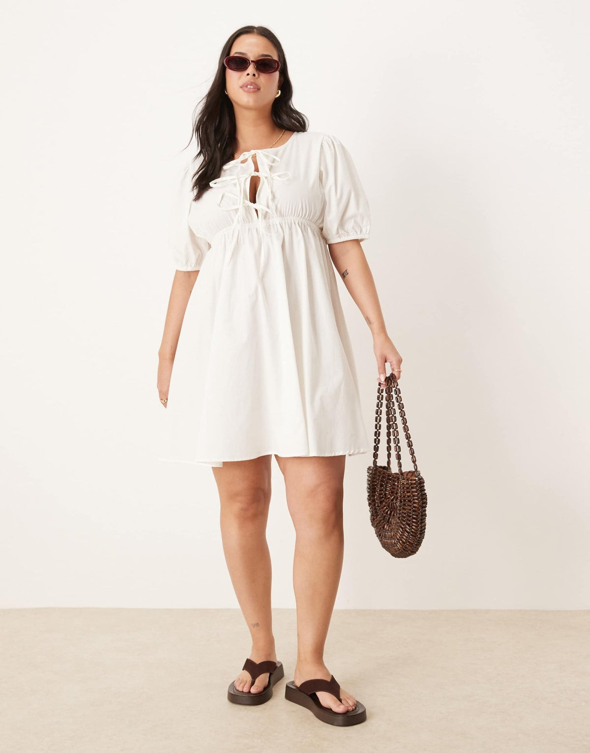 Esmee Curve Exclusive puff sleeve tie front mini beach dress in white - ASOS Sample Sale