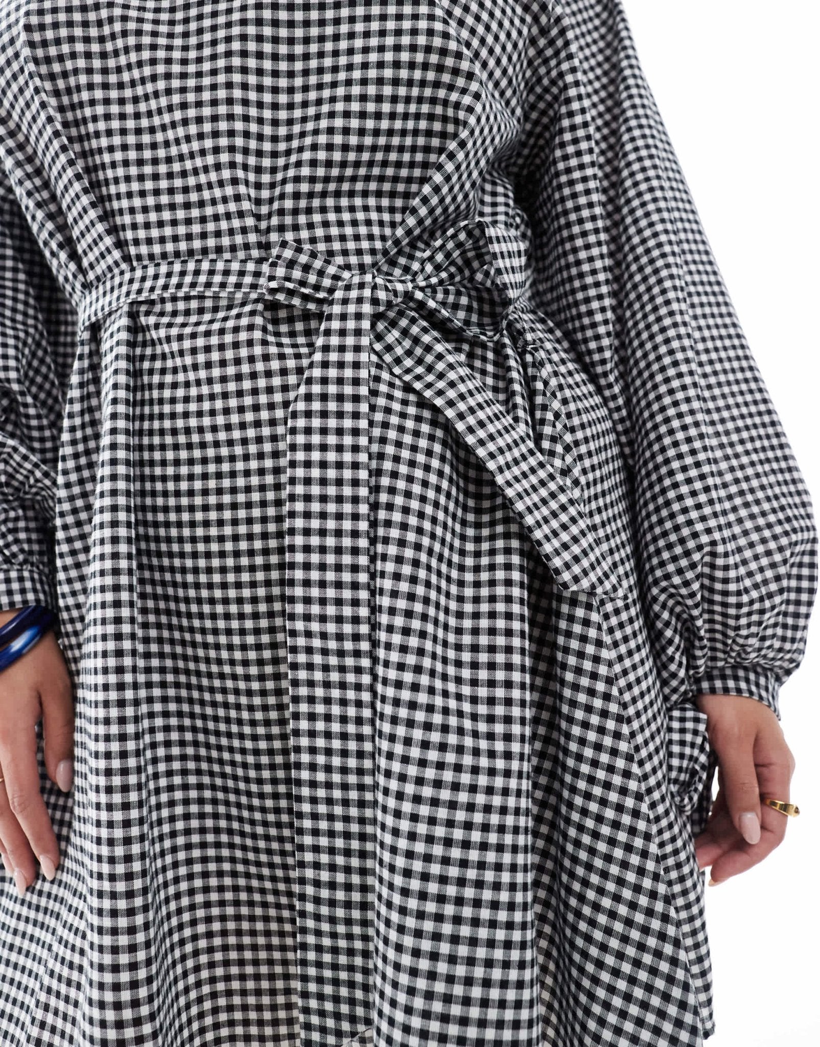 Esmee Curve Exclusive three quarter sleeve mini beach dress in black and white gingham - ASOS Sample Sale