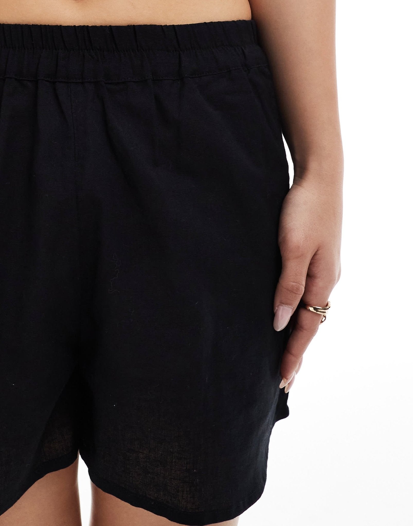 Esmee Exclusive beach short co-ord in black - ASOS Sample Sale