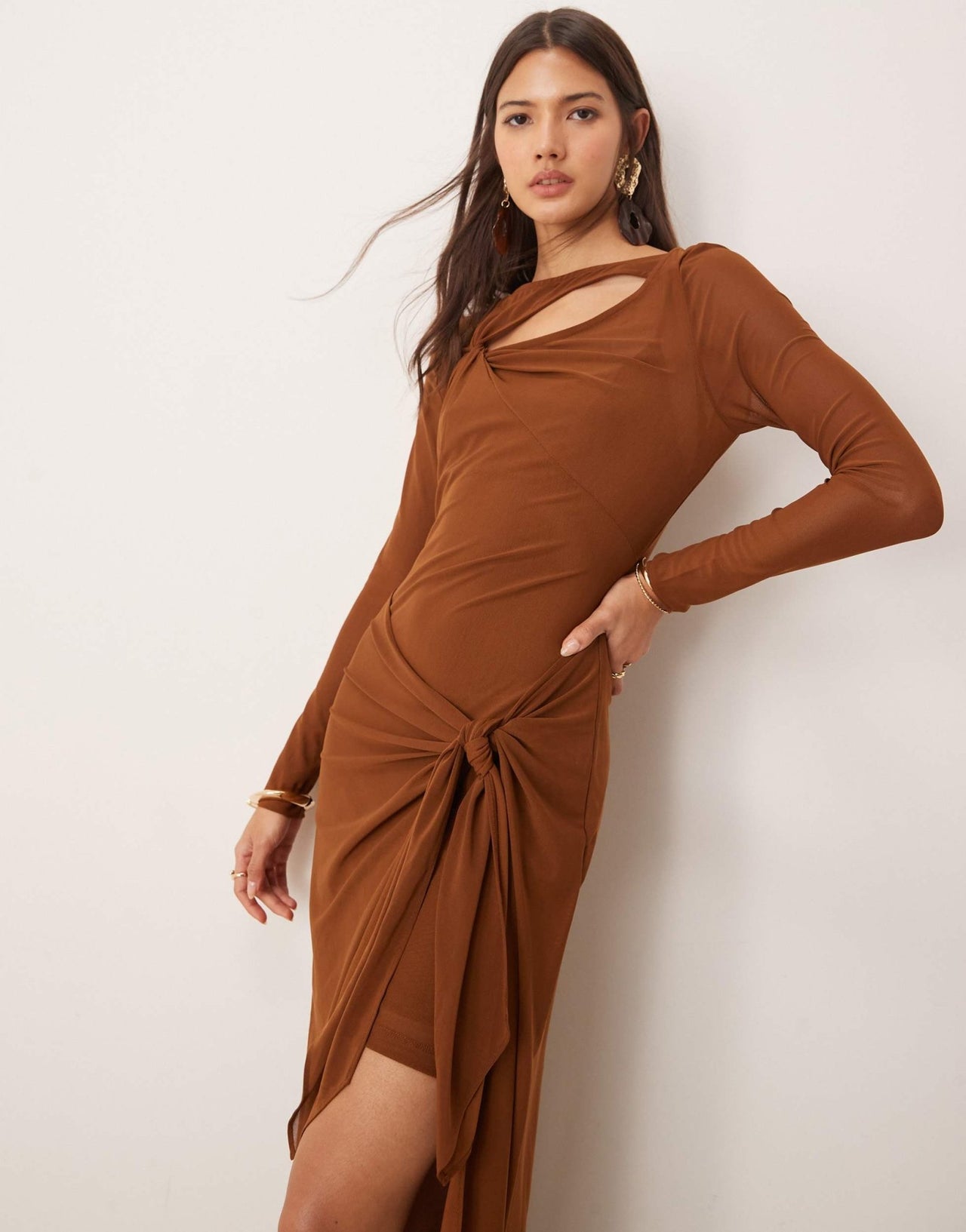 Ever New long sleeve drape maxi dress in brown - ASOS Sample Sale