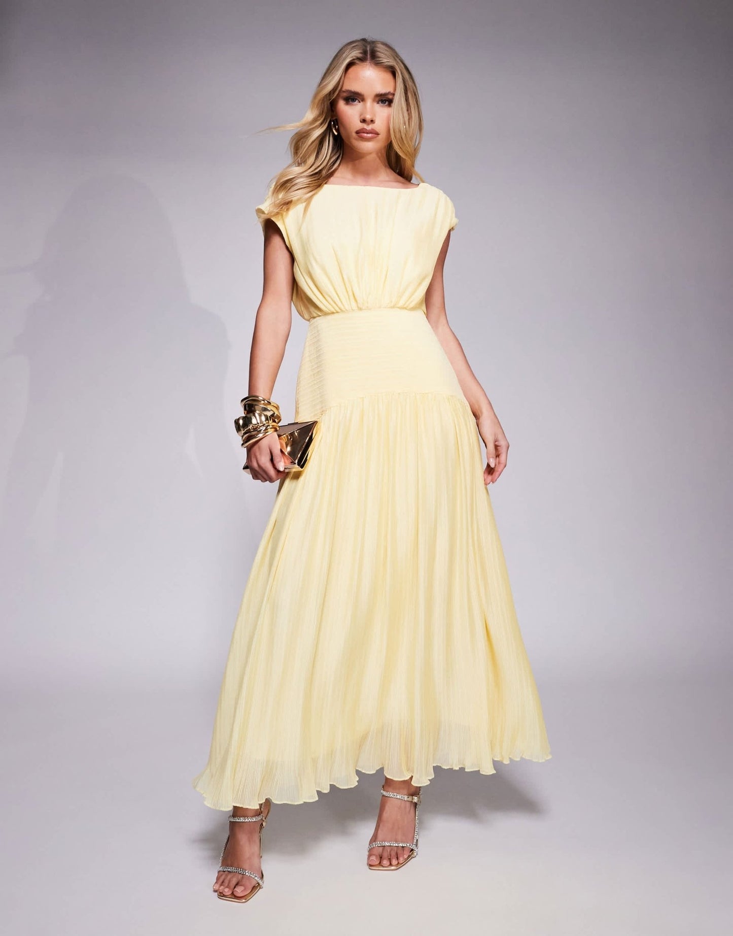 Ever New Petite drop hem maxi dress in lemon - ASOS Sample Sale